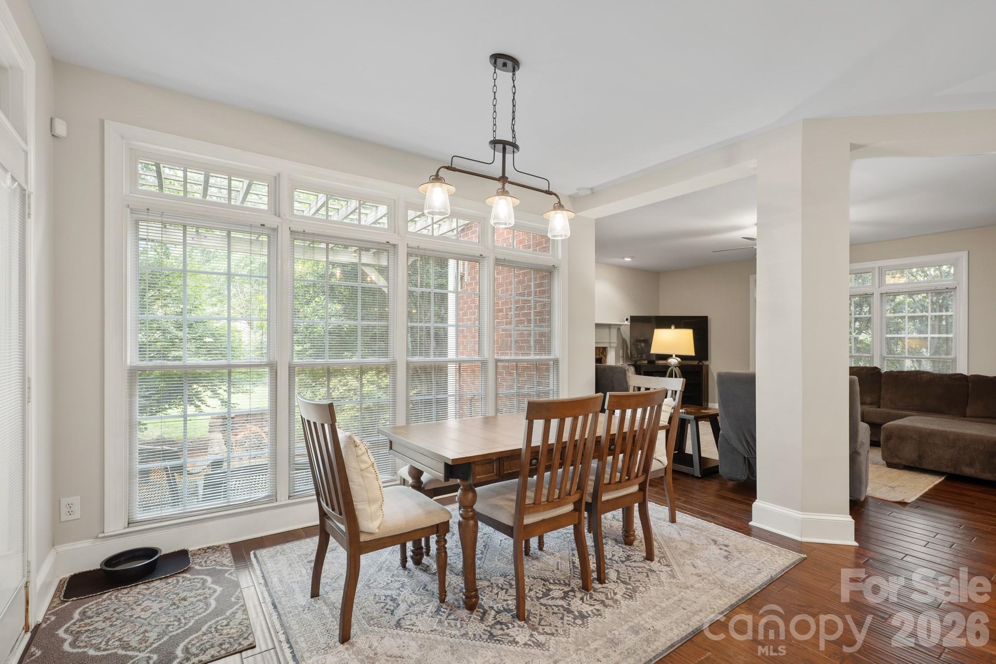 837 Shetland Place Property Photo 13