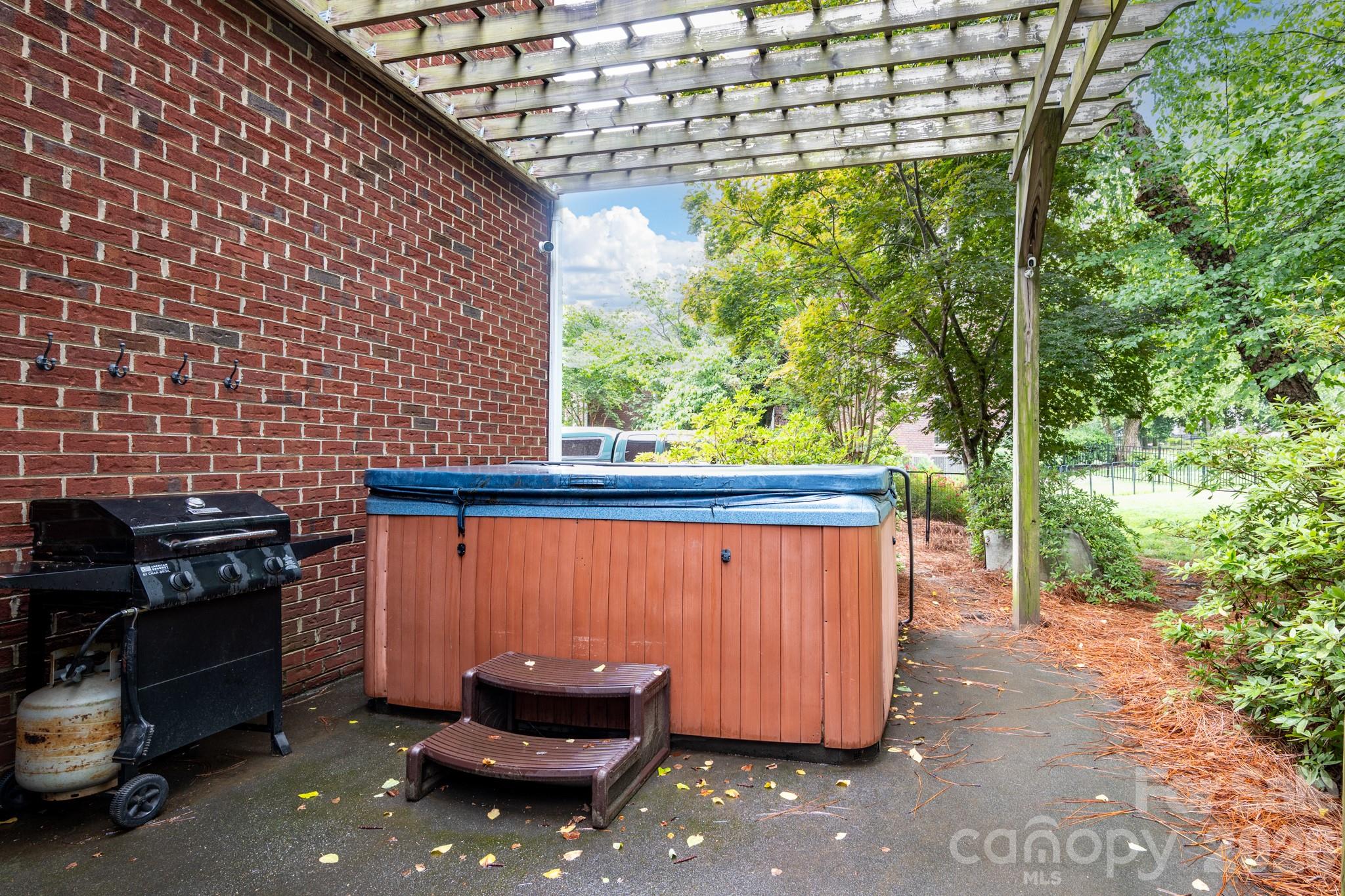 837 Shetland Place Property Photo 36
