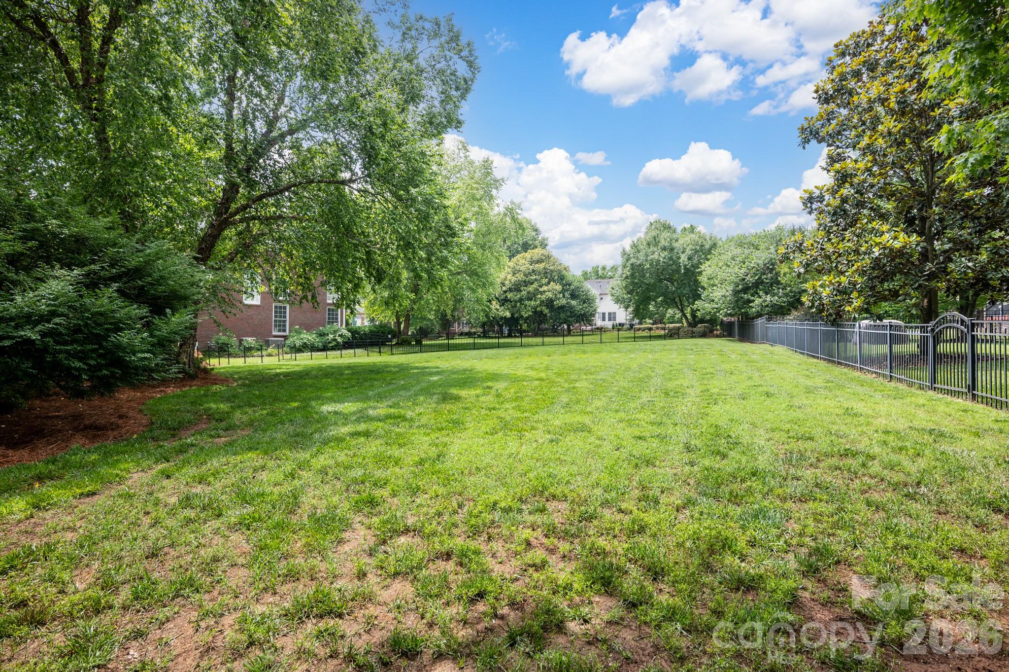 837 Shetland Place Property Photo 39
