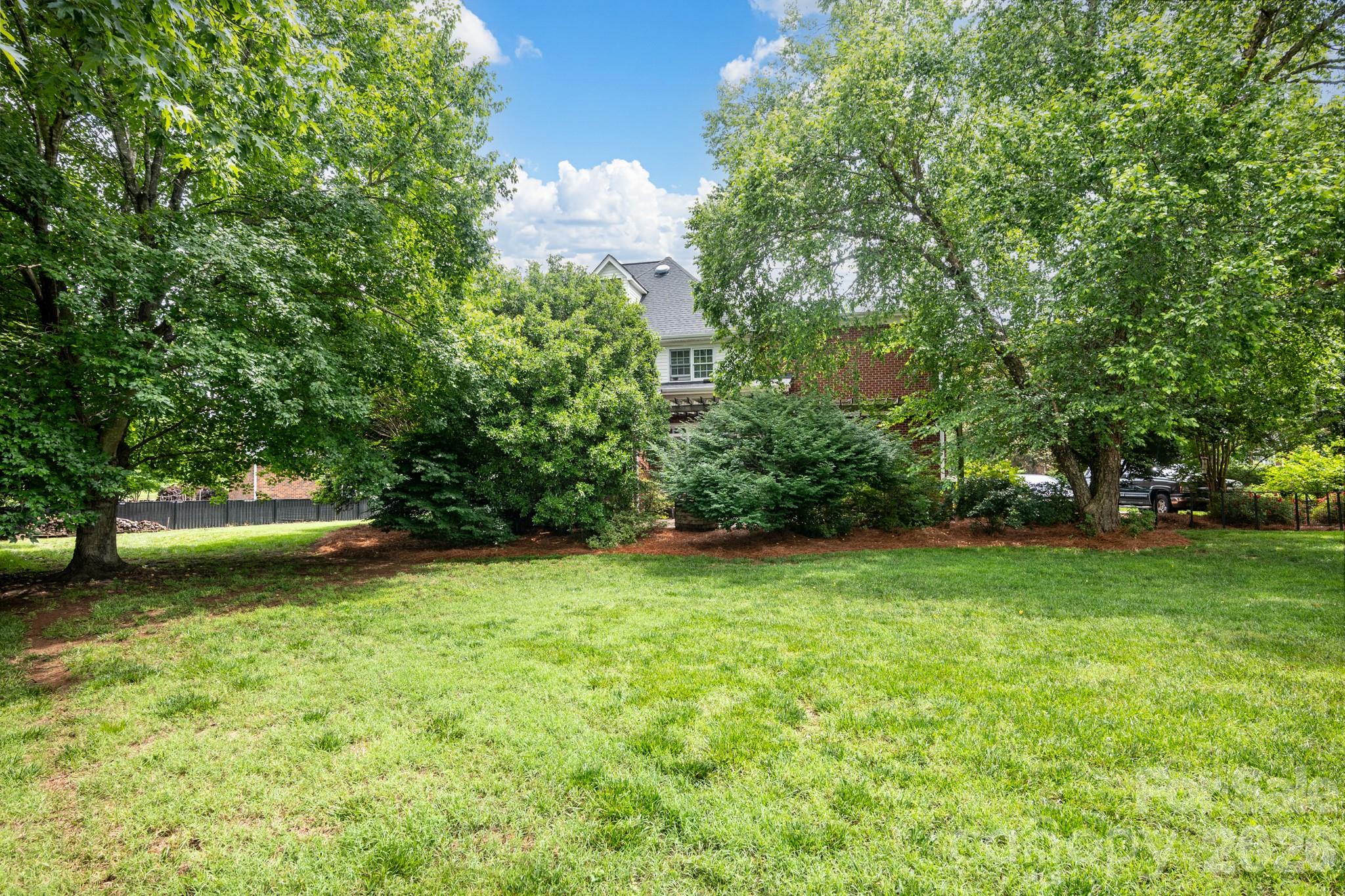 837 Shetland Place Property Photo 40