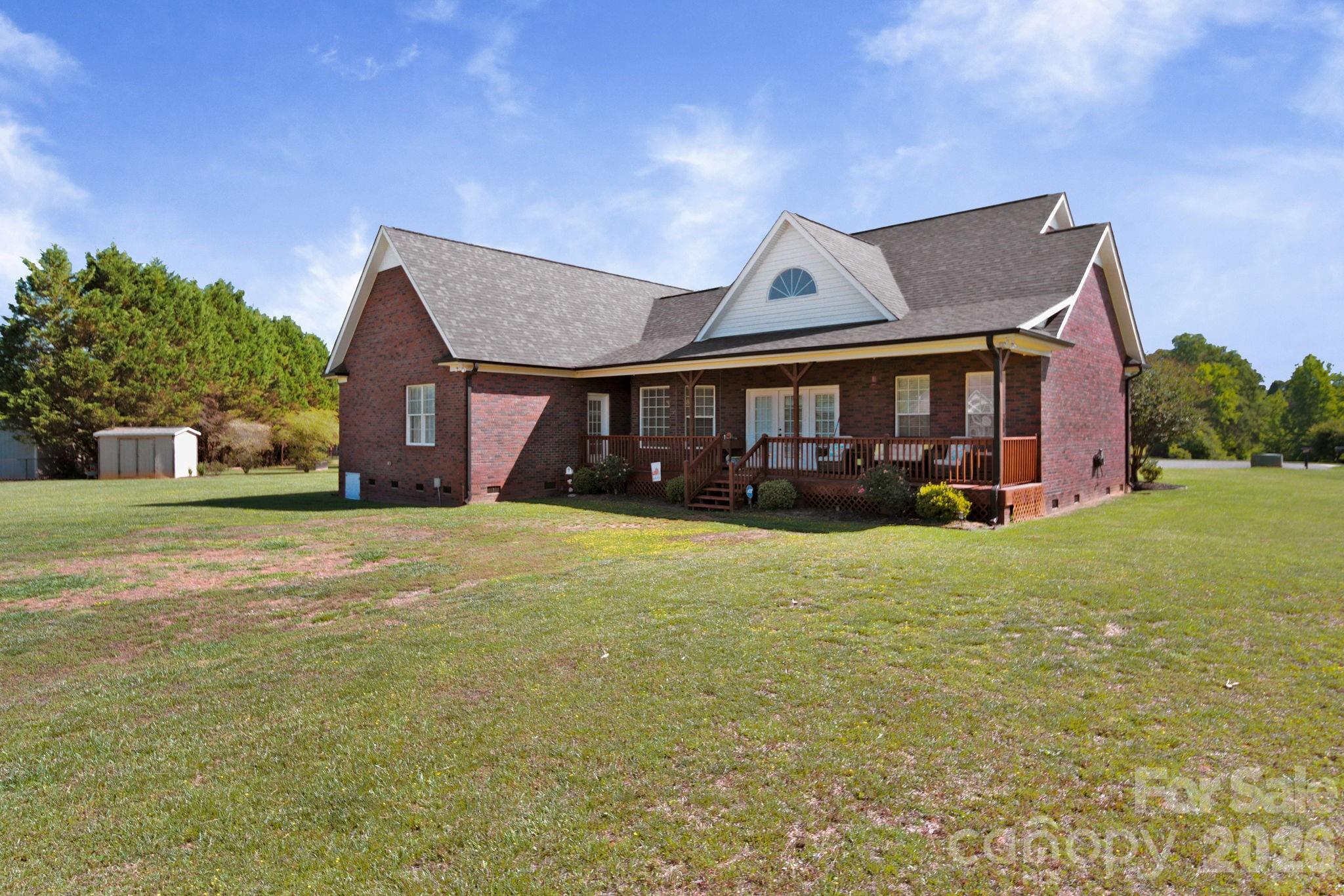 2318 Cardinal Ridge Lane Property Photo 6