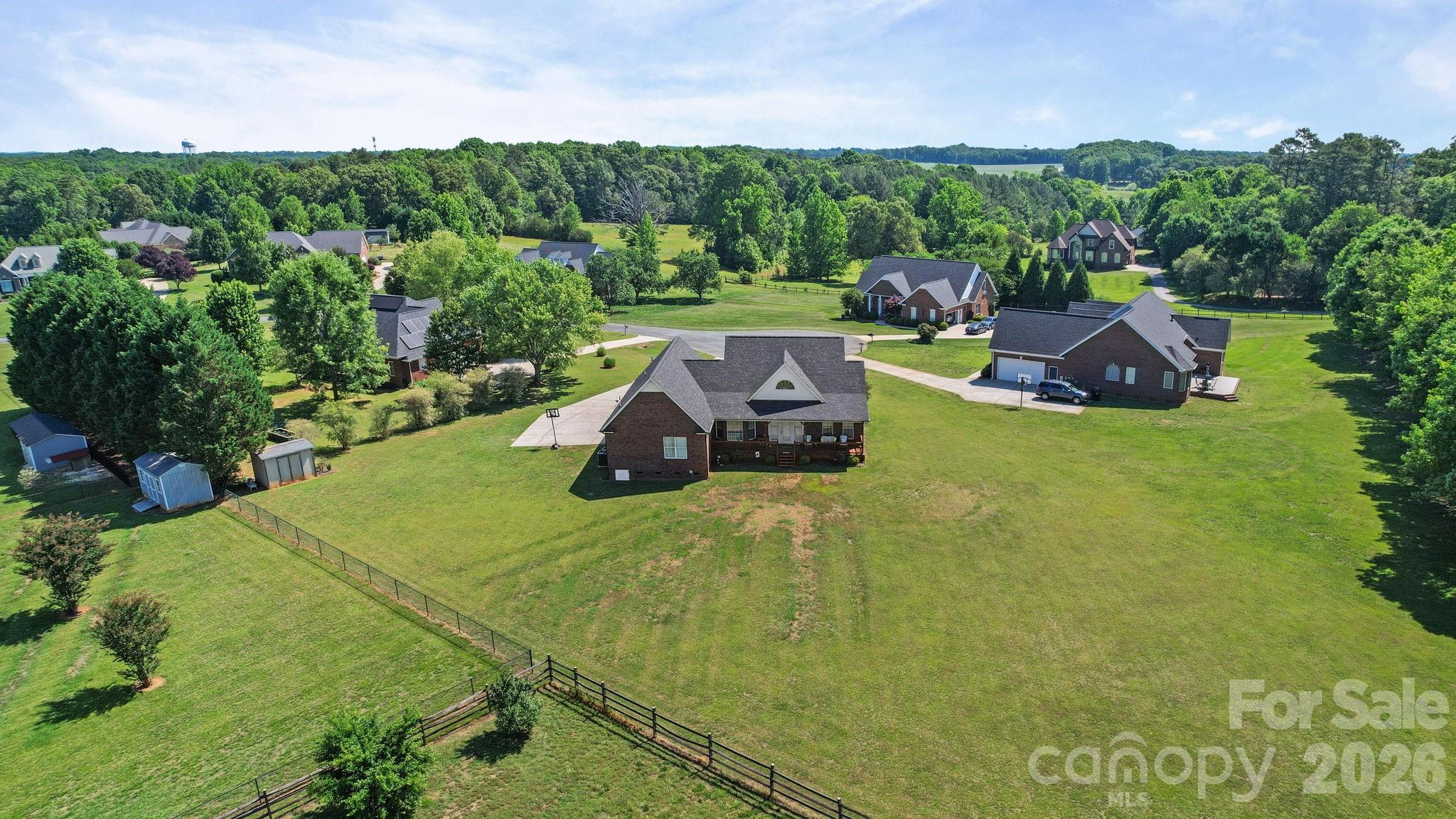 2318 Cardinal Ridge Lane Property Photo 17