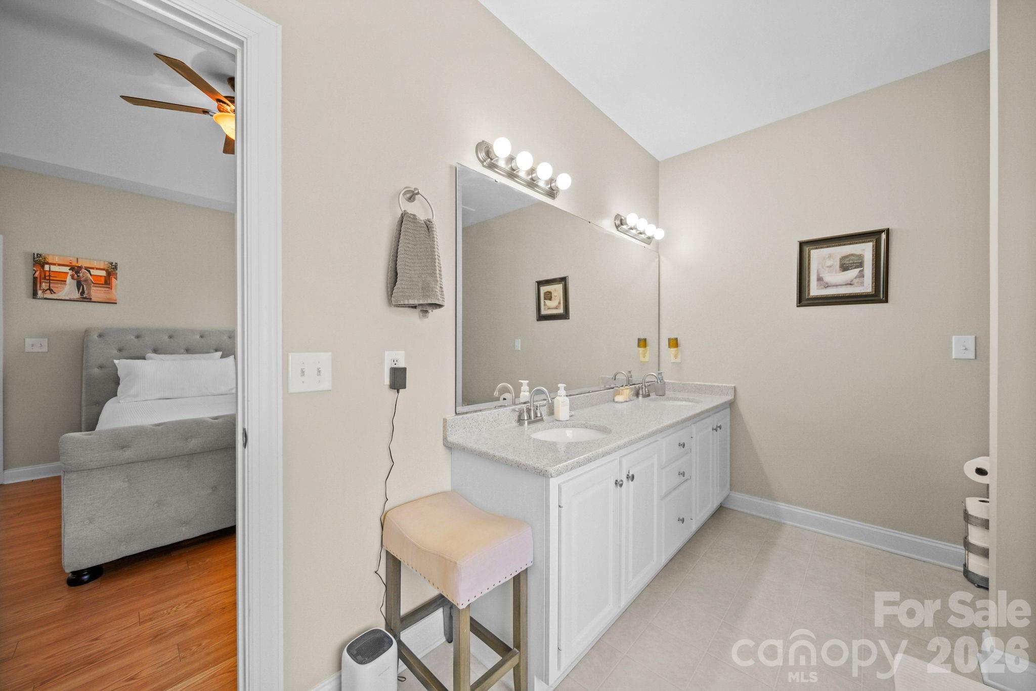 2318 Cardinal Ridge Lane Property Photo 33