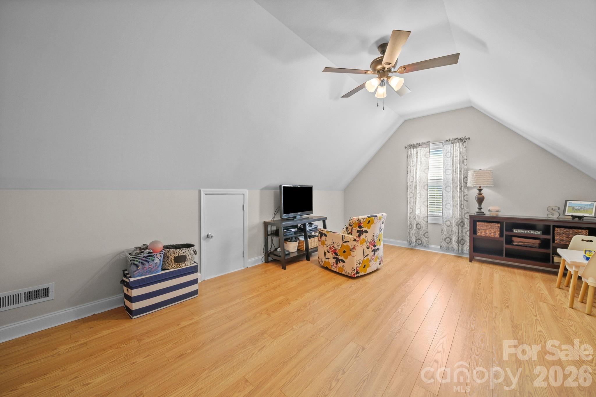 2318 Cardinal Ridge Lane Property Photo 43