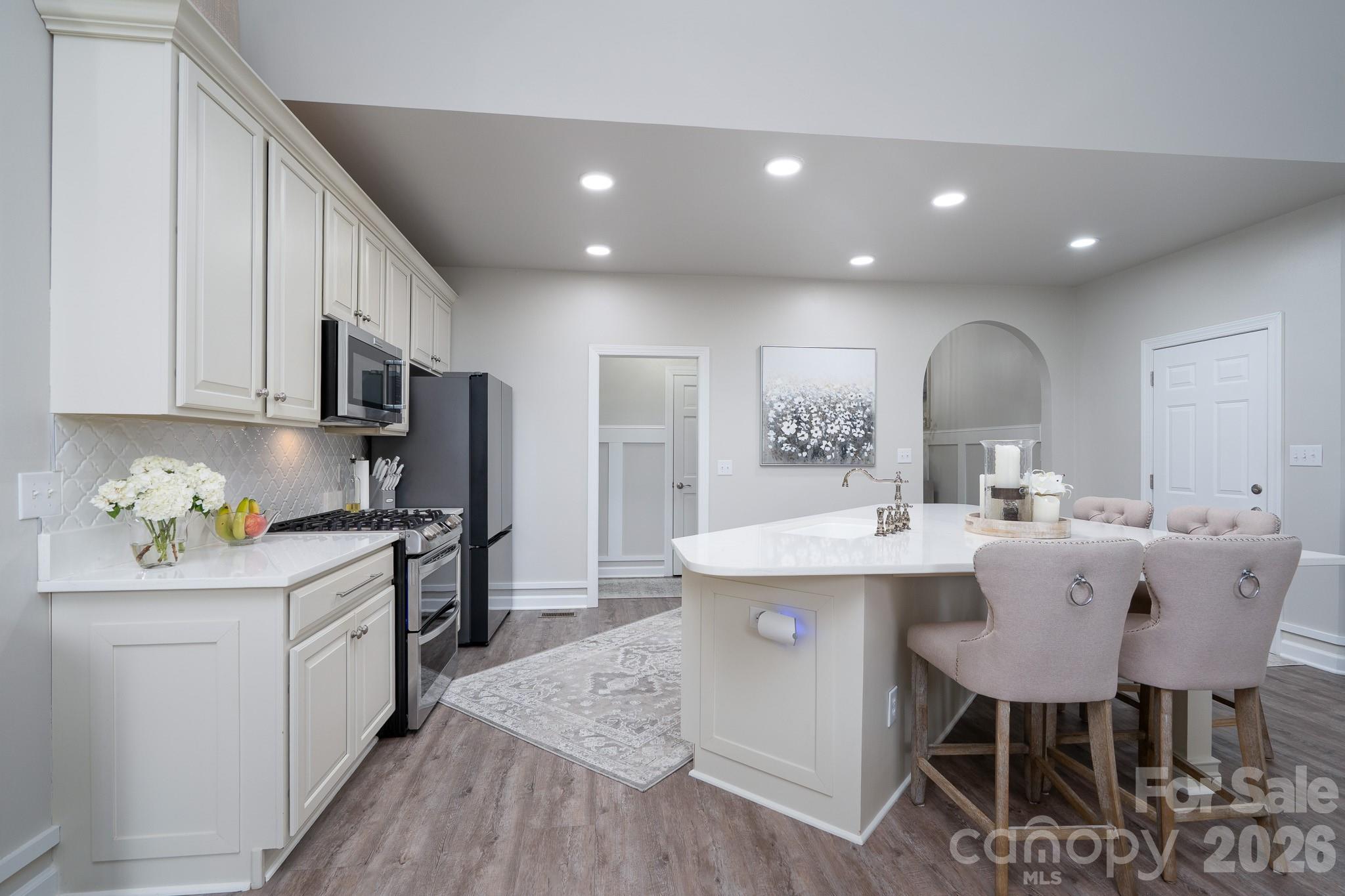 444 Millingport Lane Property Photo 8