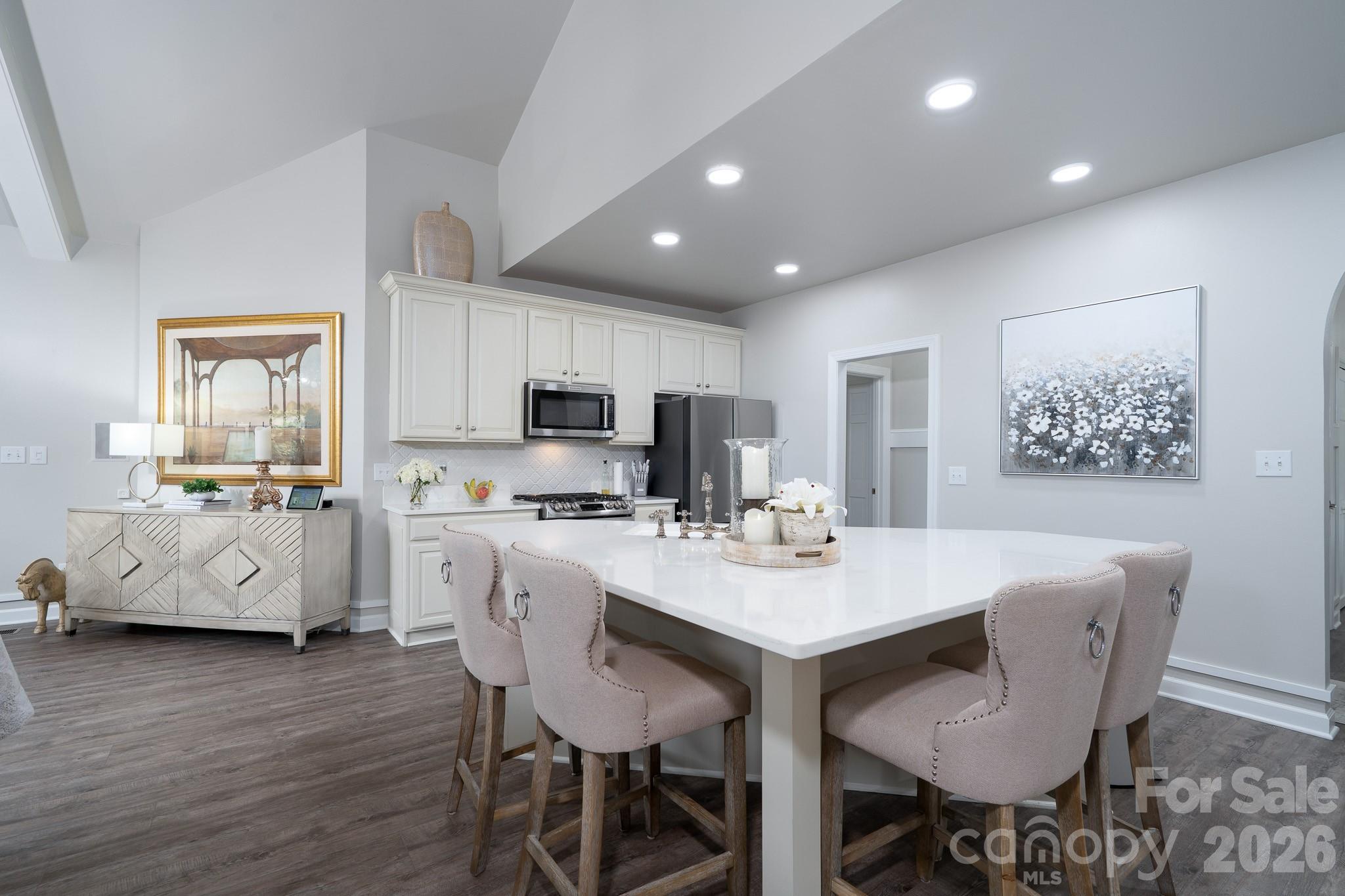 444 Millingport Lane Property Photo 11