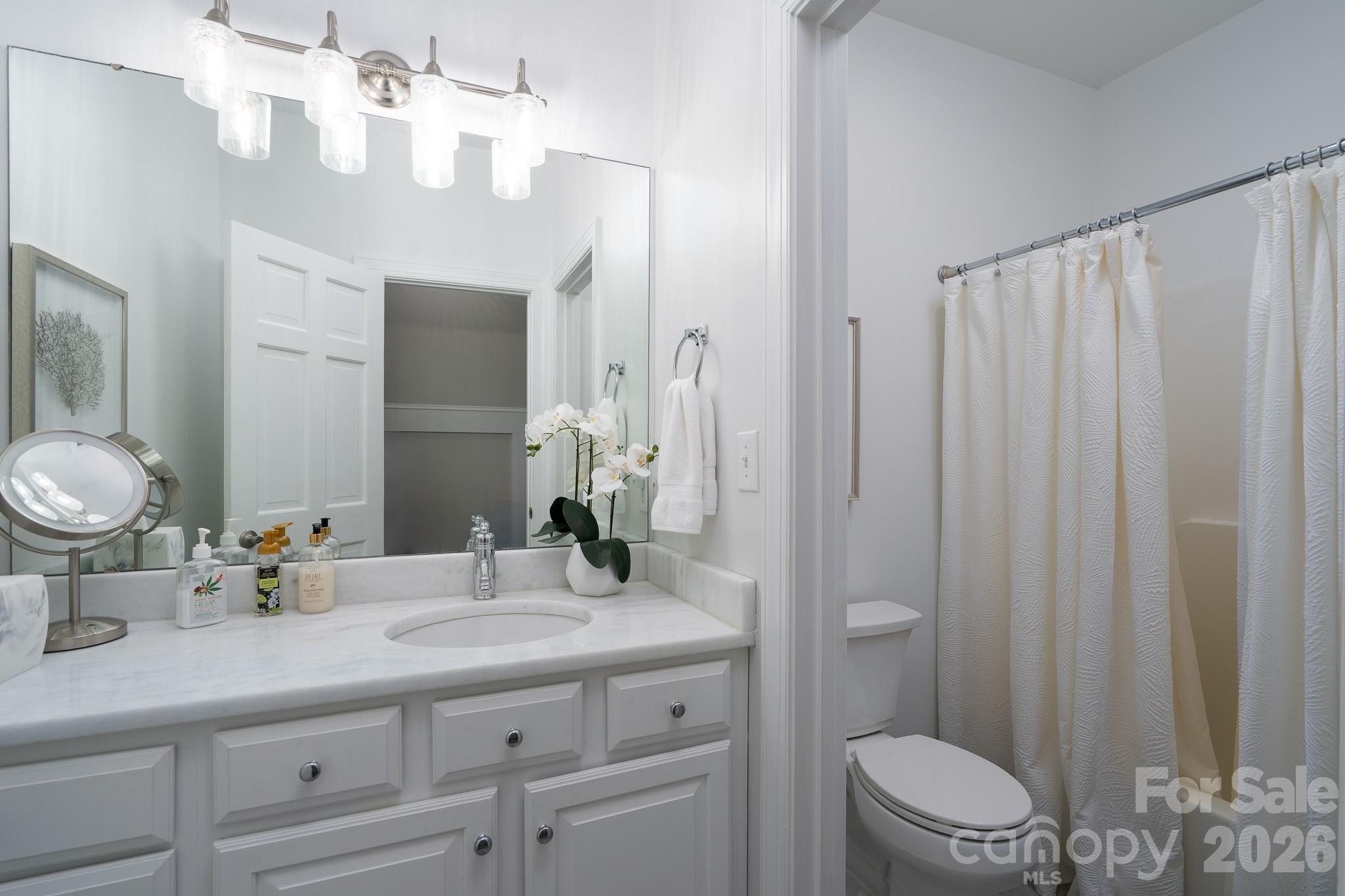 444 Millingport Lane Property Photo 23