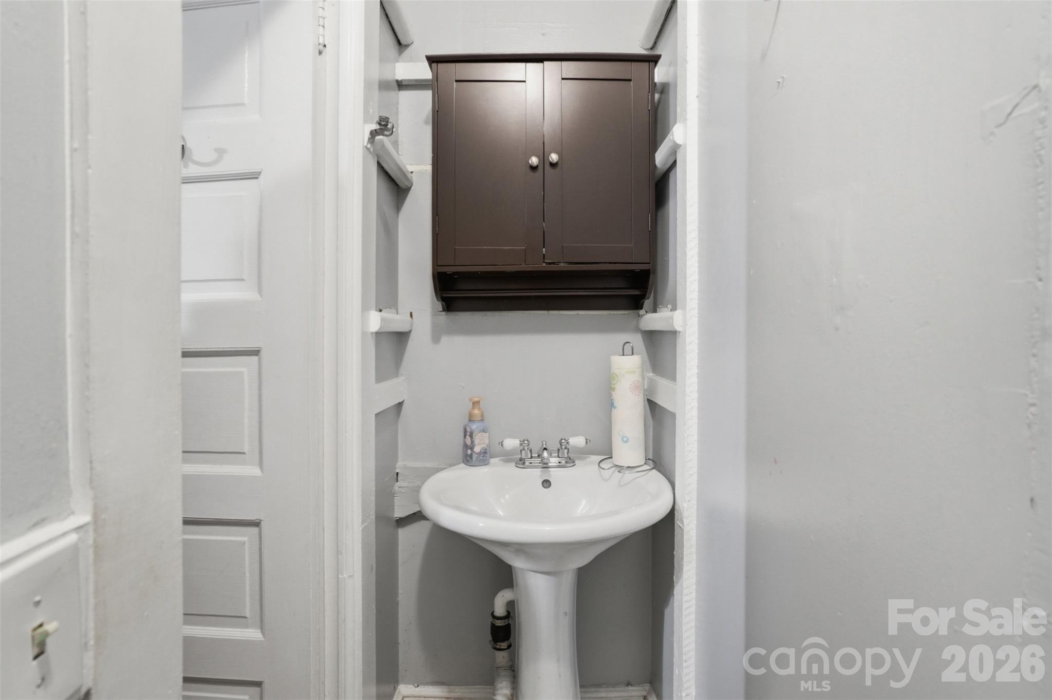 1815 Hemlock Avenue Property Photo 16