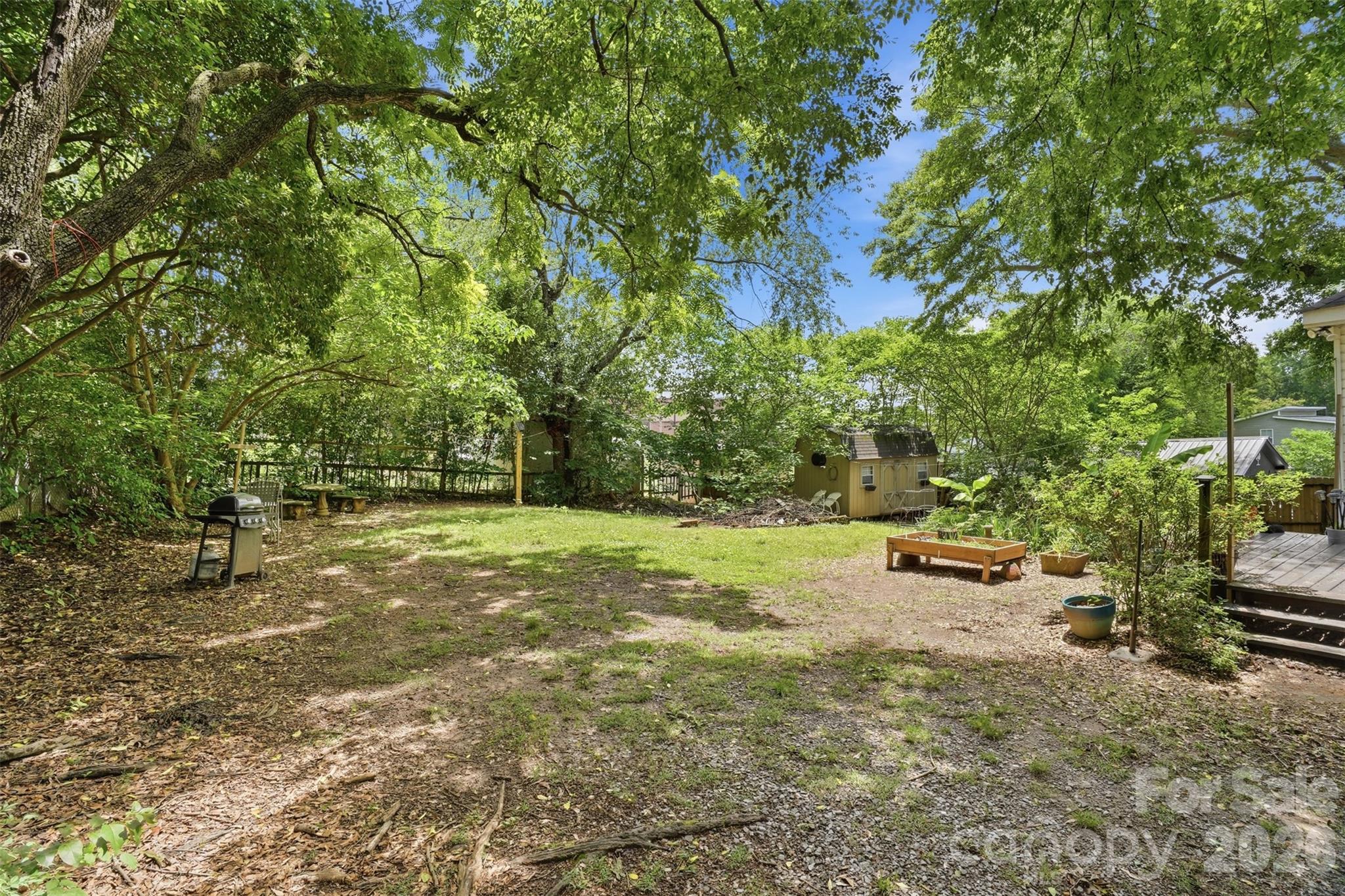 1815 Hemlock Avenue Property Photo 21