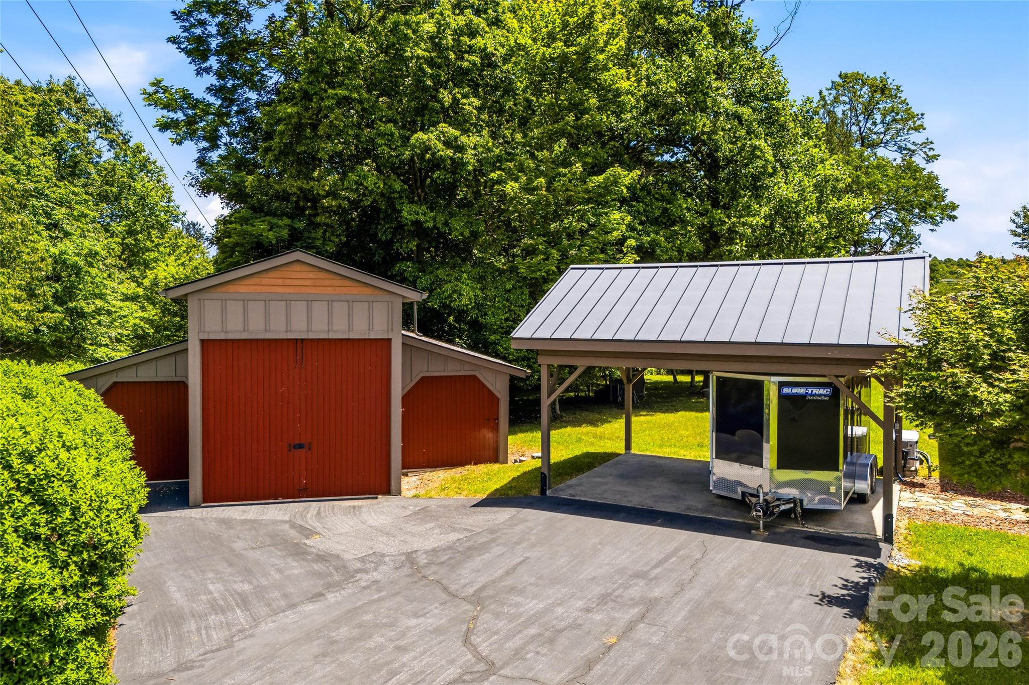 4862 Pinnacle Mountain Road Property Photo 12