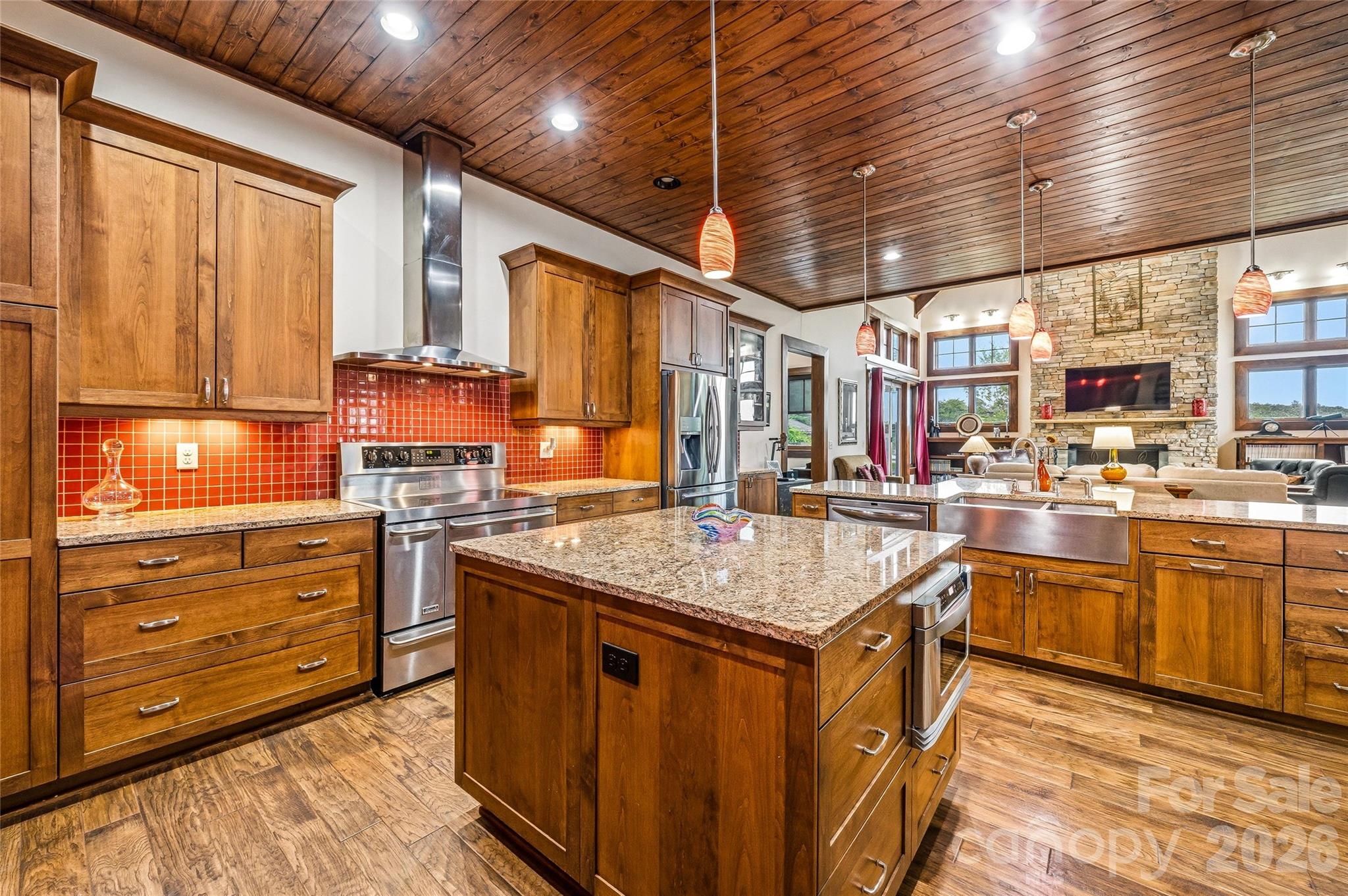 4862 Pinnacle Mountain Road Property Photo 19