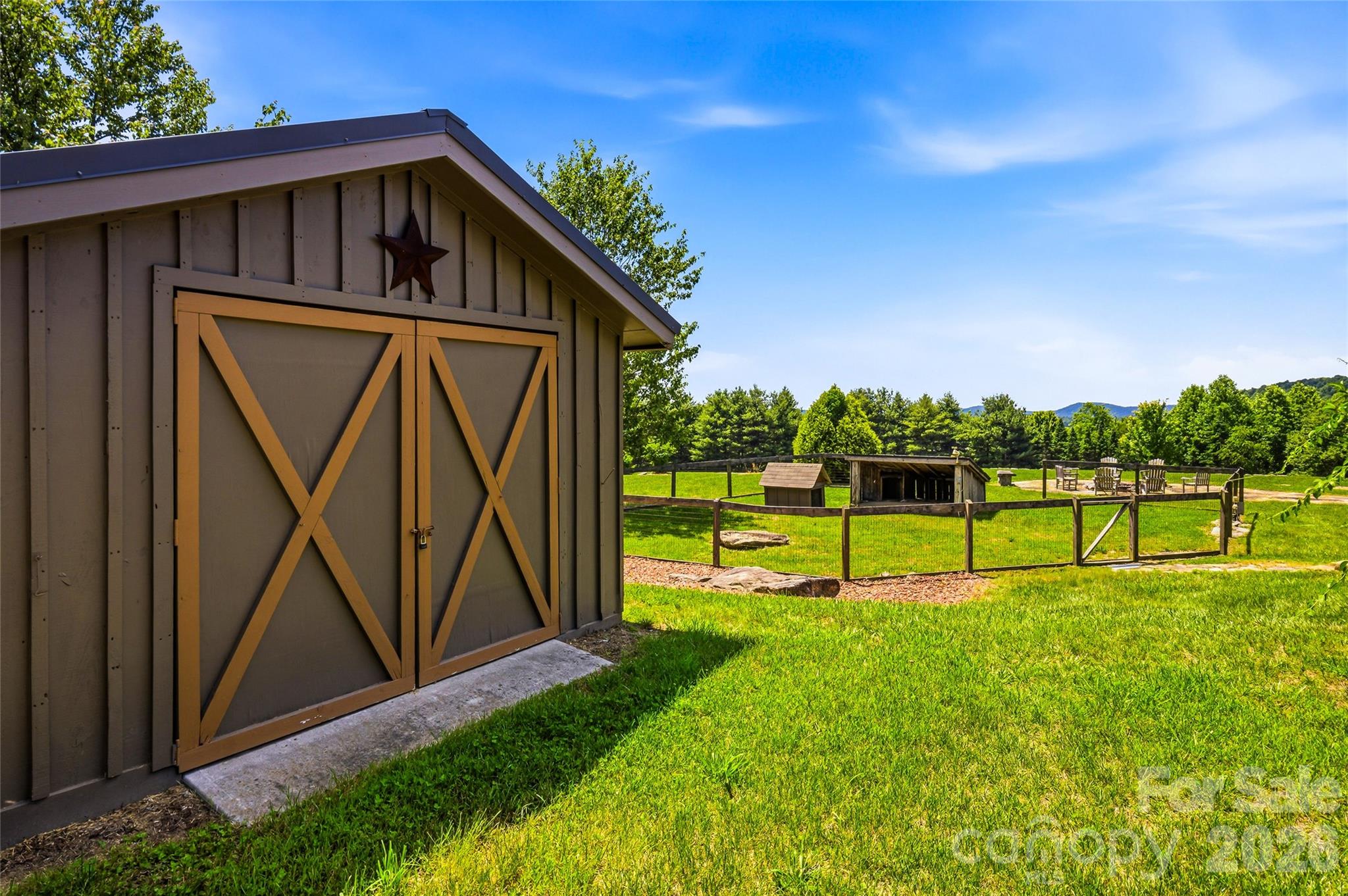 4862 Pinnacle Mountain Road Property Photo 43