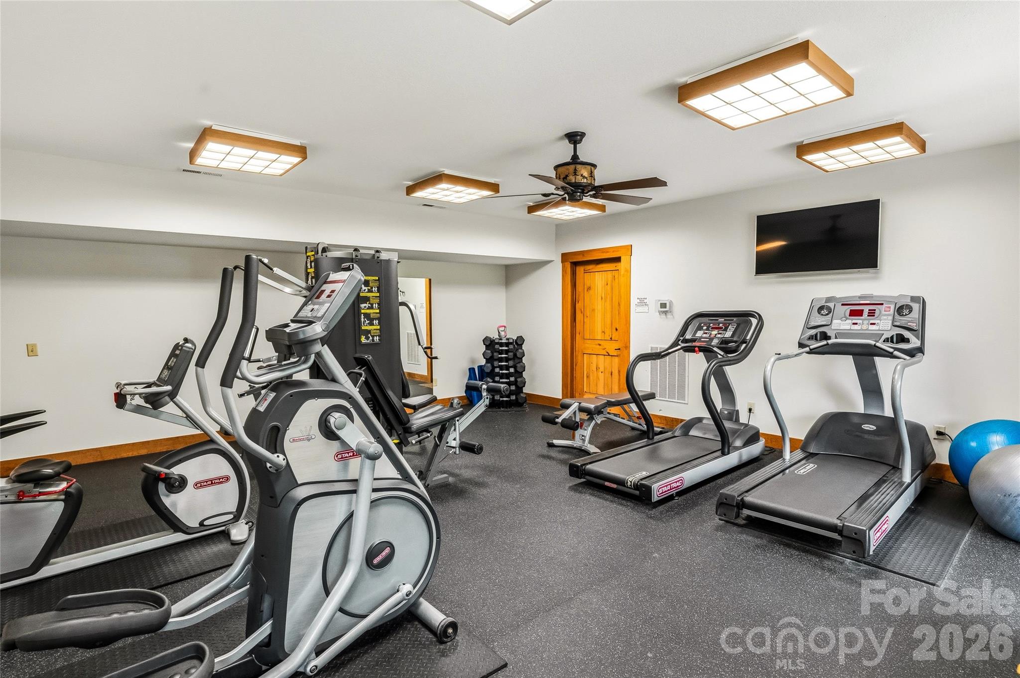 4862 Pinnacle Mountain Road Property Photo 48