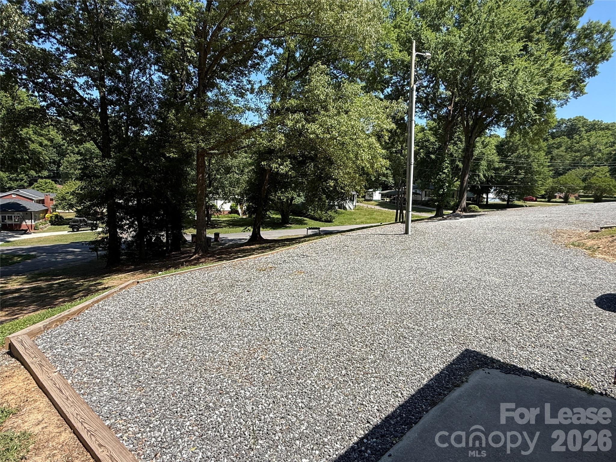 919 N Flint Street Property Photo 11