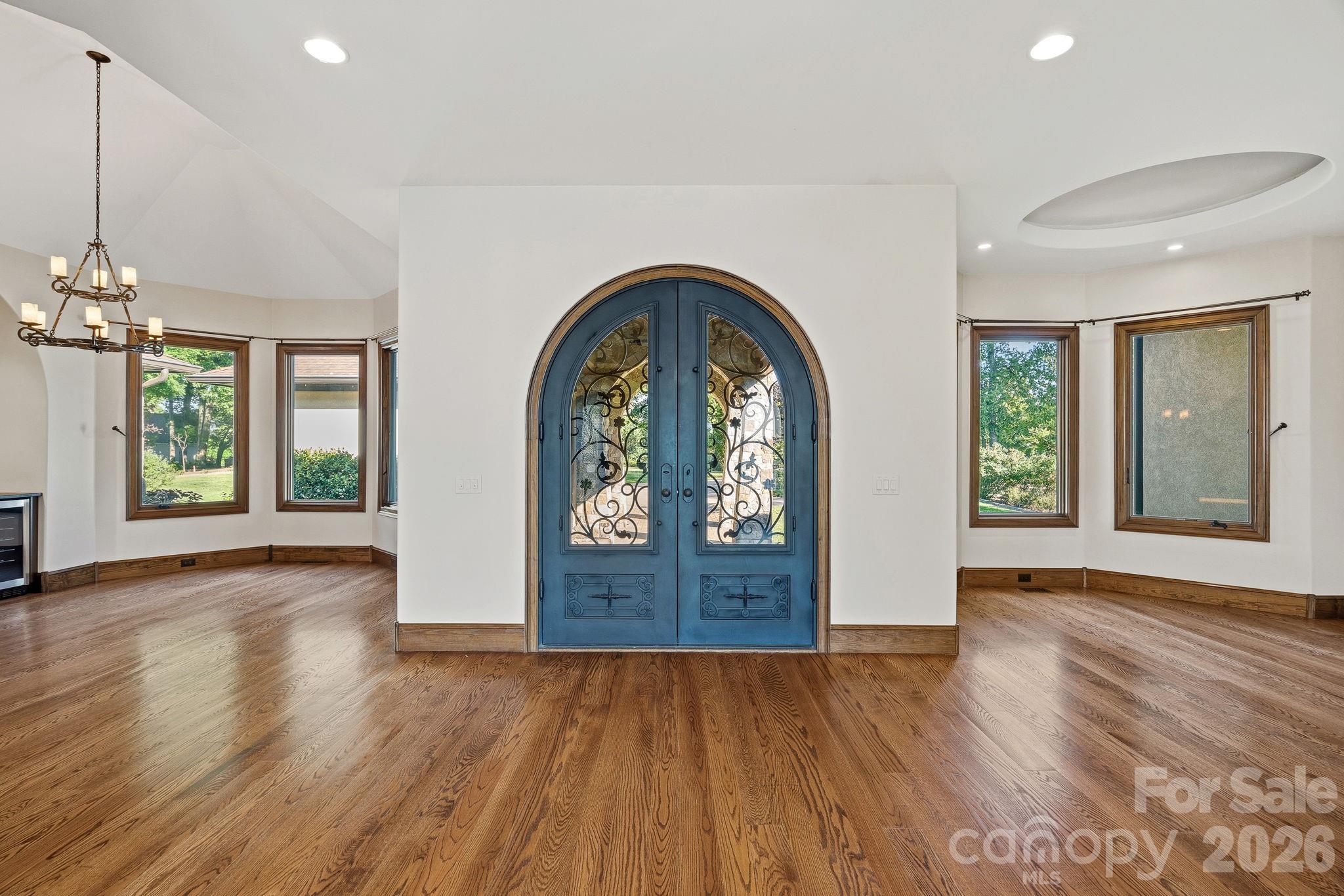 170 Fawn Lane Property Photo 4
