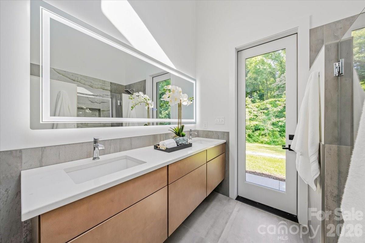 3304 Mar Vista Circle Property Photo 23