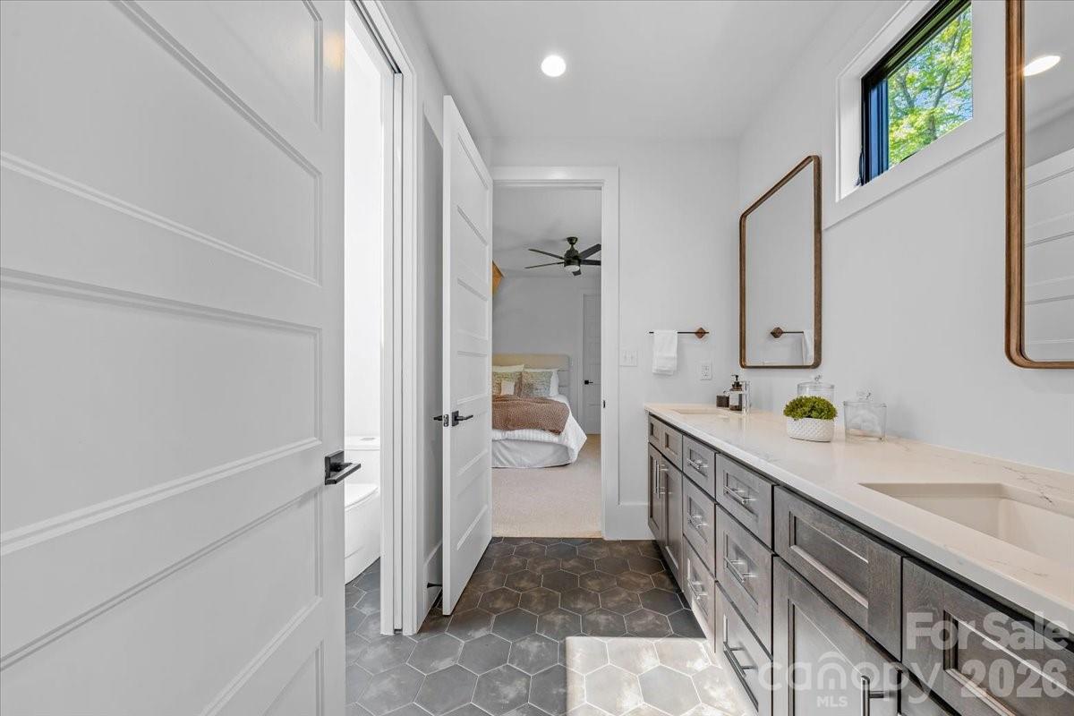 3304 Mar Vista Circle Property Photo 40