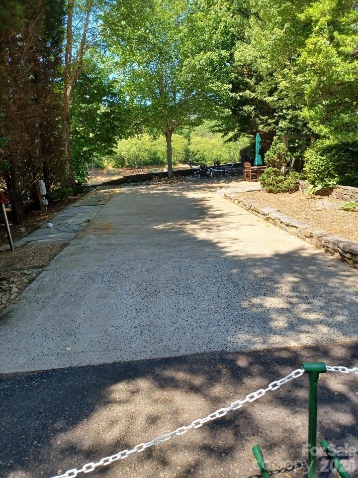 106 Cornell Circle Property Photo 5