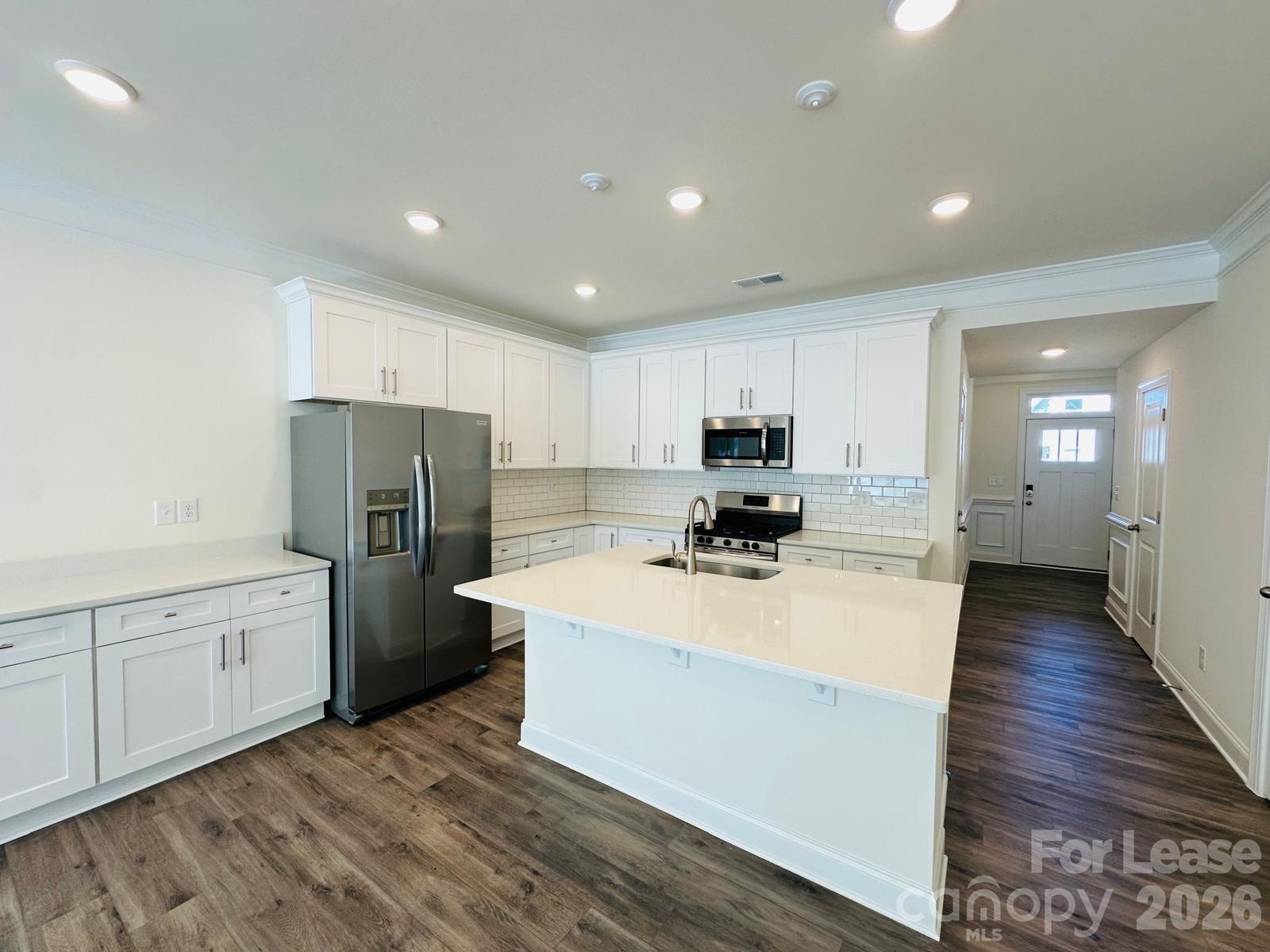 4017 Black Court Property Photo 5