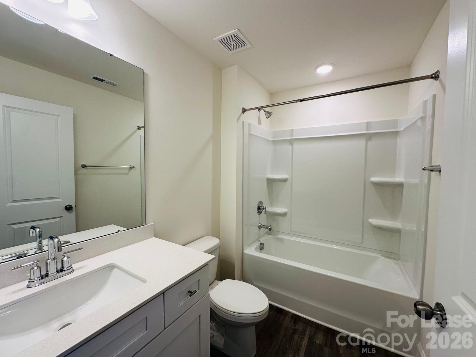 4017 Black Court Property Photo 9