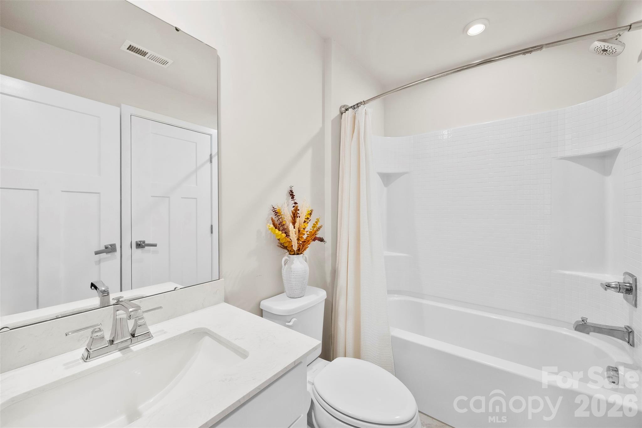 614 Crudent Road Property Photo 7