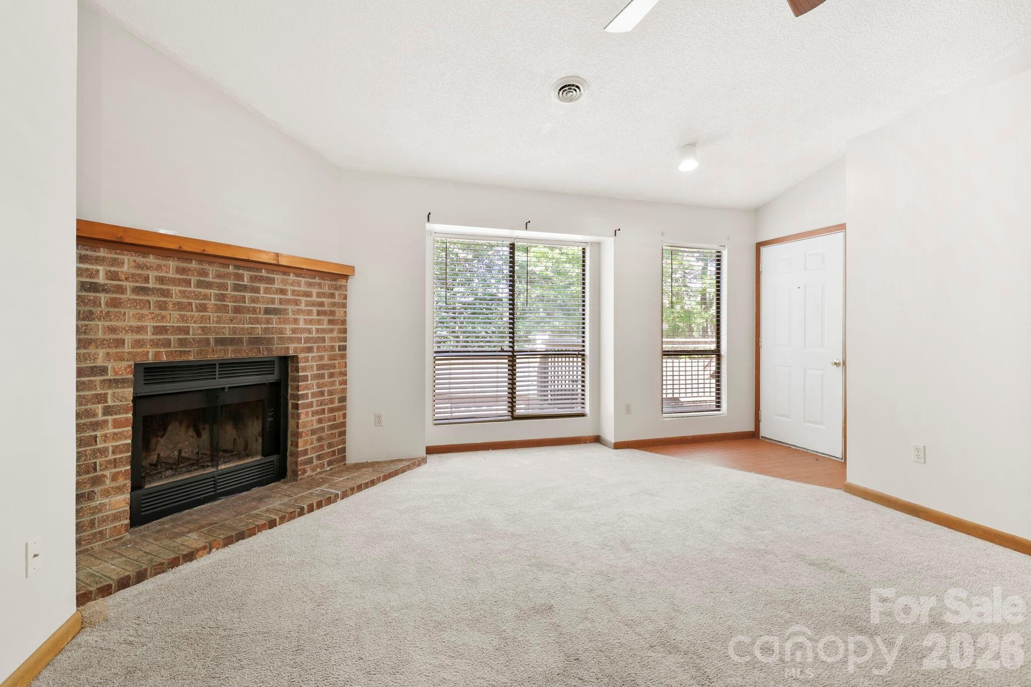 48 Ravencroft Lane F48 Property Photo 5