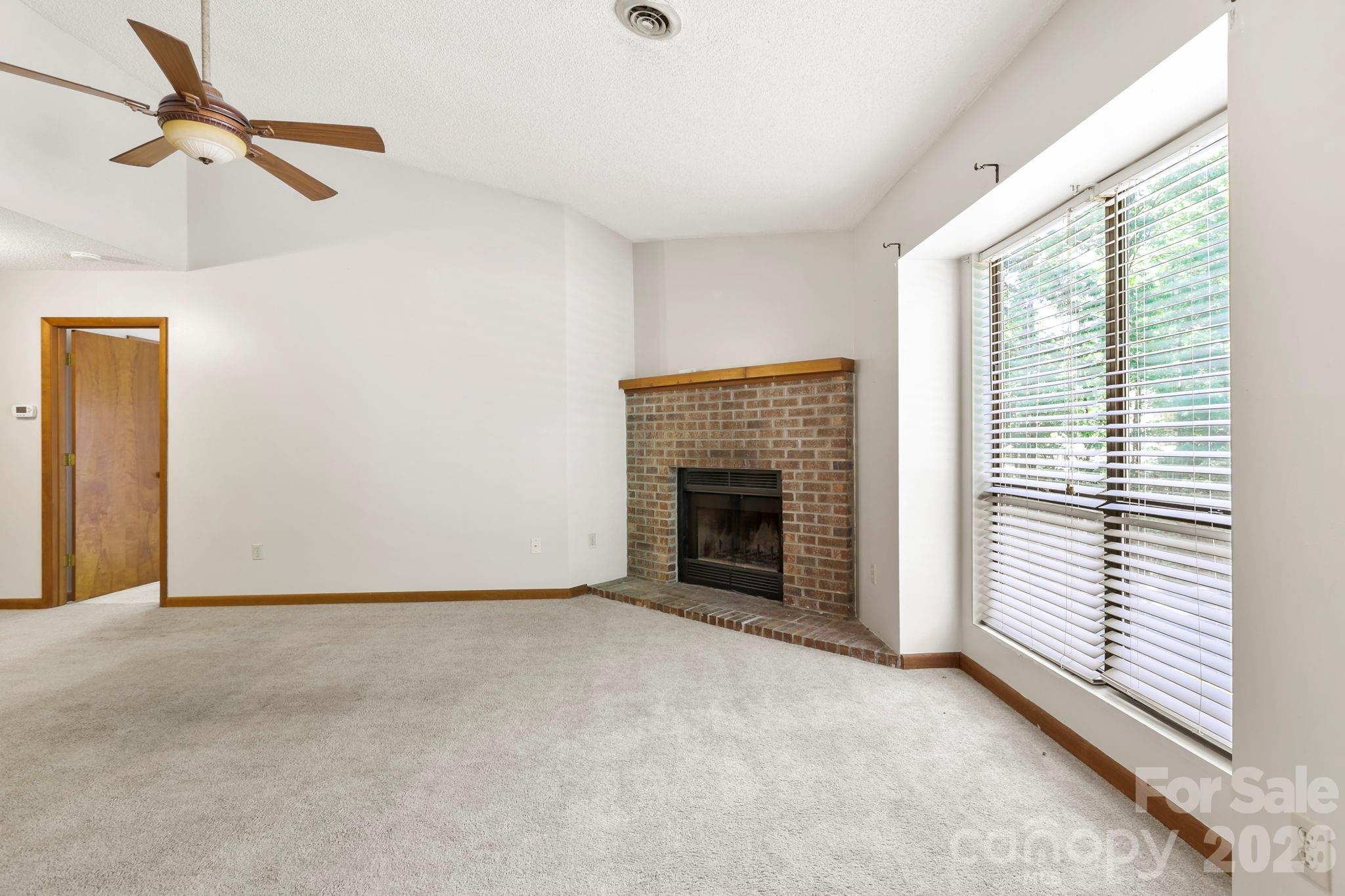 48 Ravencroft Lane F48 Property Photo 6