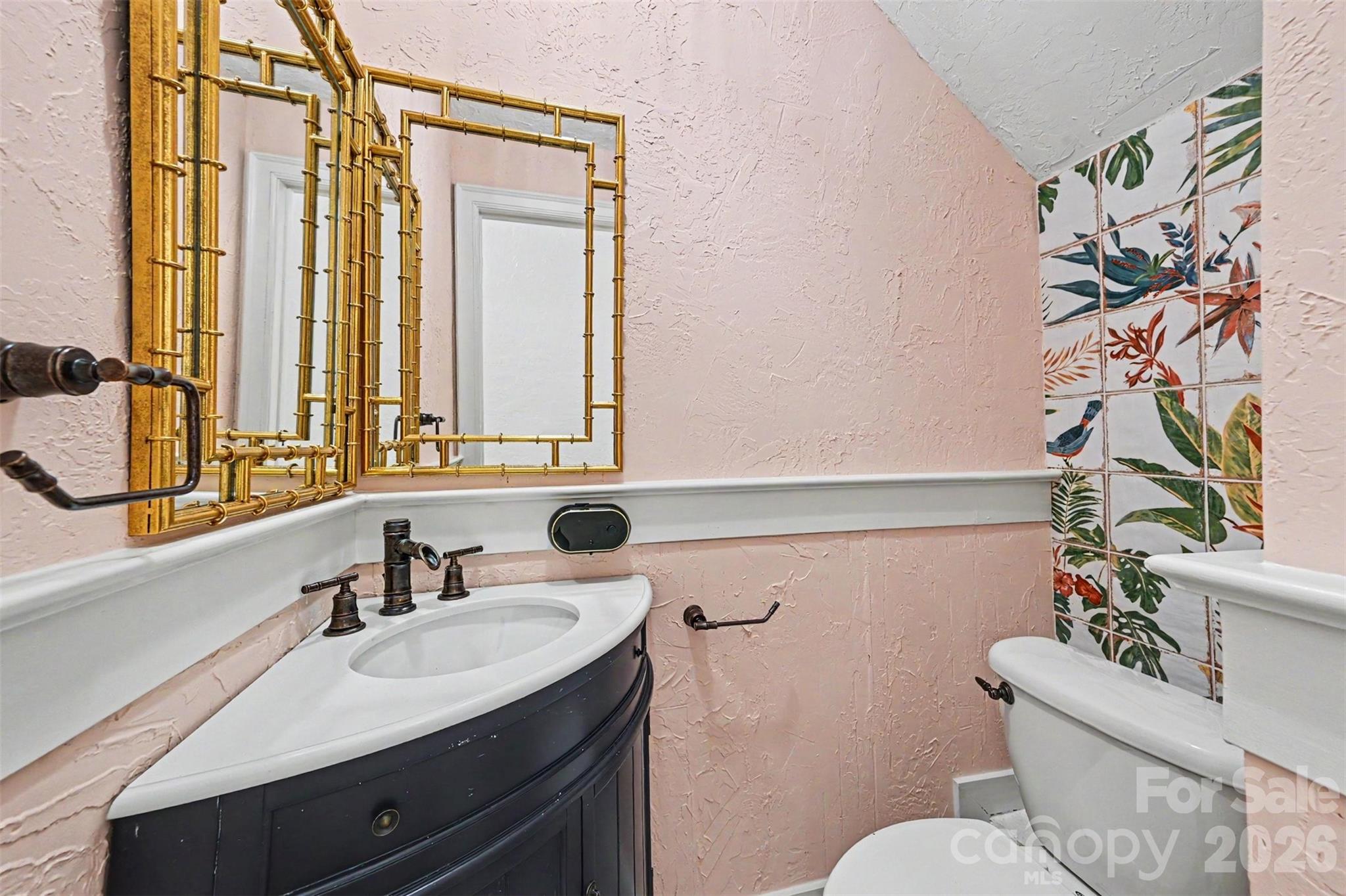 703 Sainte Rose Lane Property Photo 8