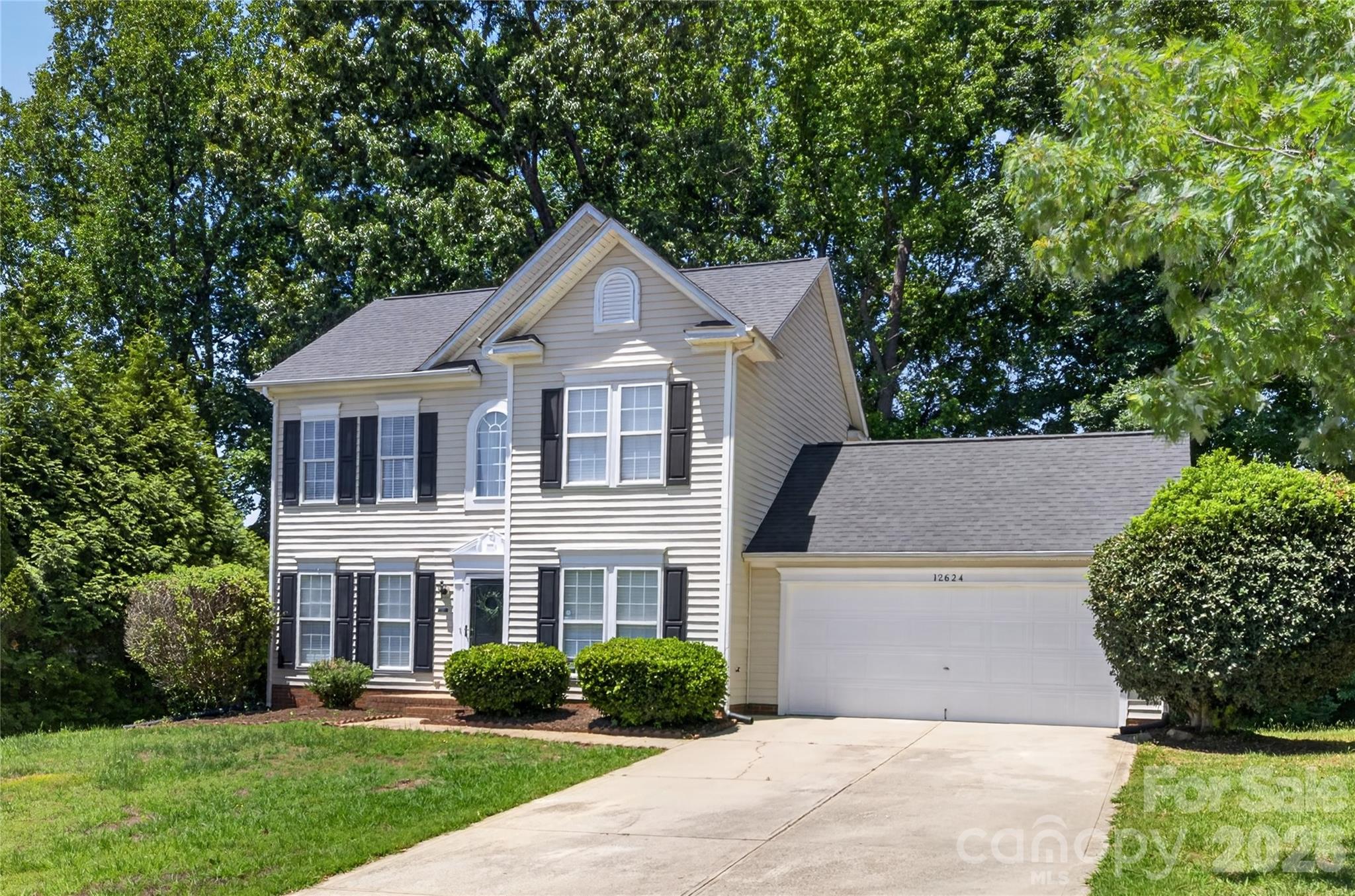12624 Cardinal Woods Drive Property Photo 1