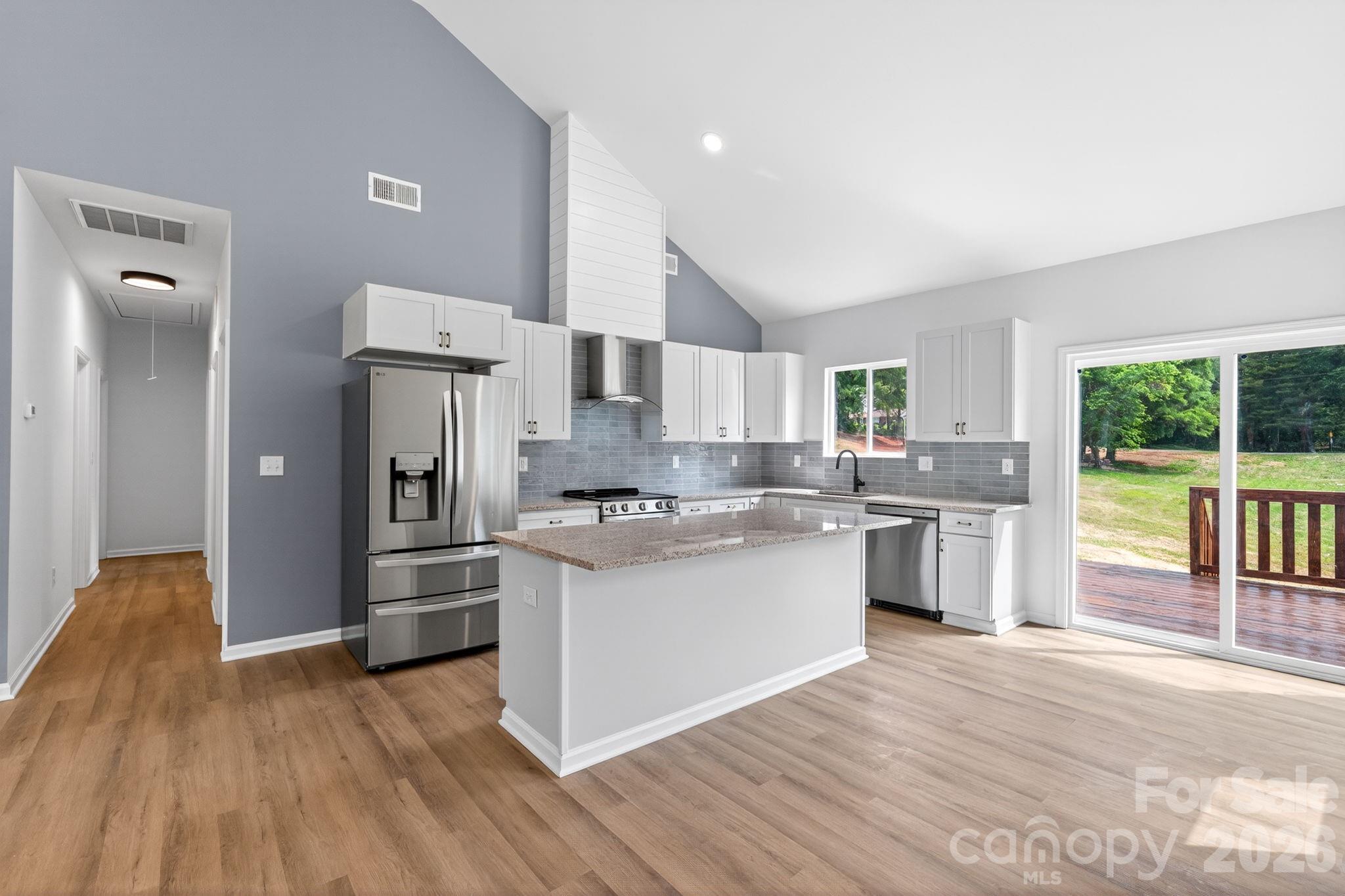 402 Pine Grove Avenue Property Photo 14
