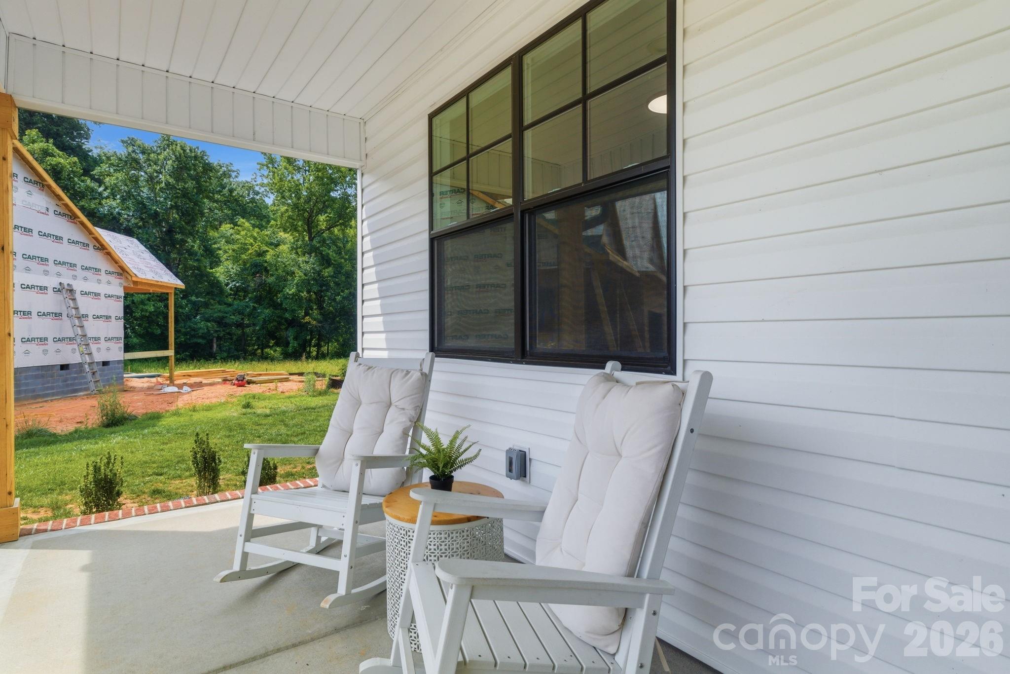 1906 Maius Drive Property Photo 4