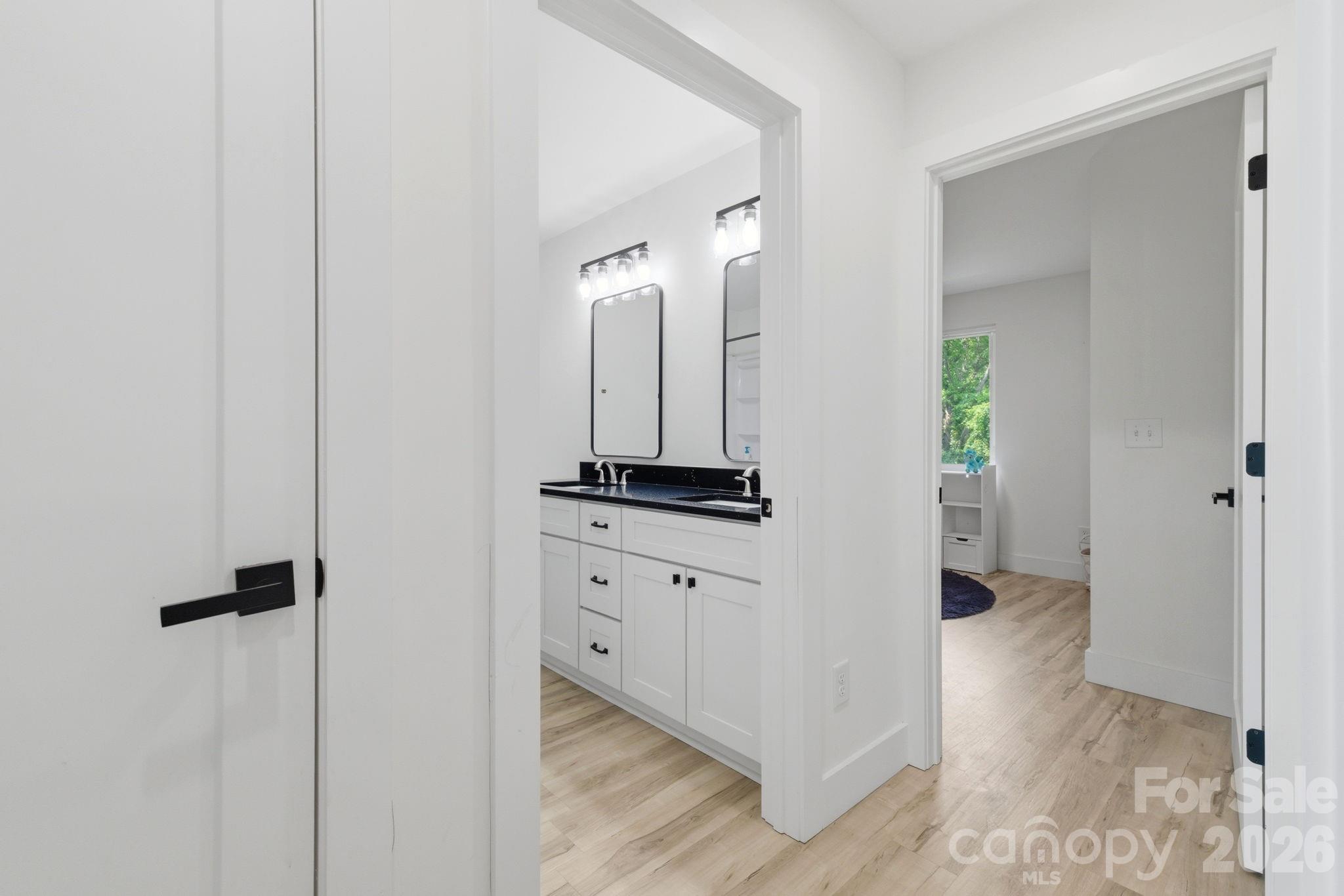 1906 Maius Drive Property Photo 20