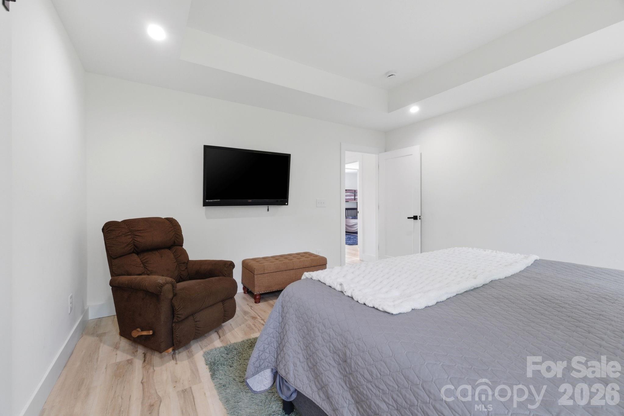 1906 Maius Drive Property Photo 25