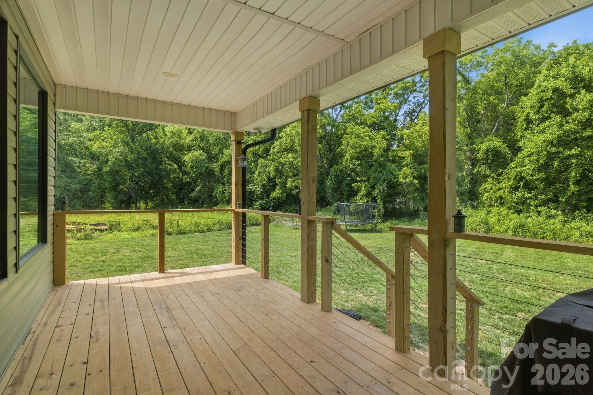 1906 Maius Drive Property Photo 29