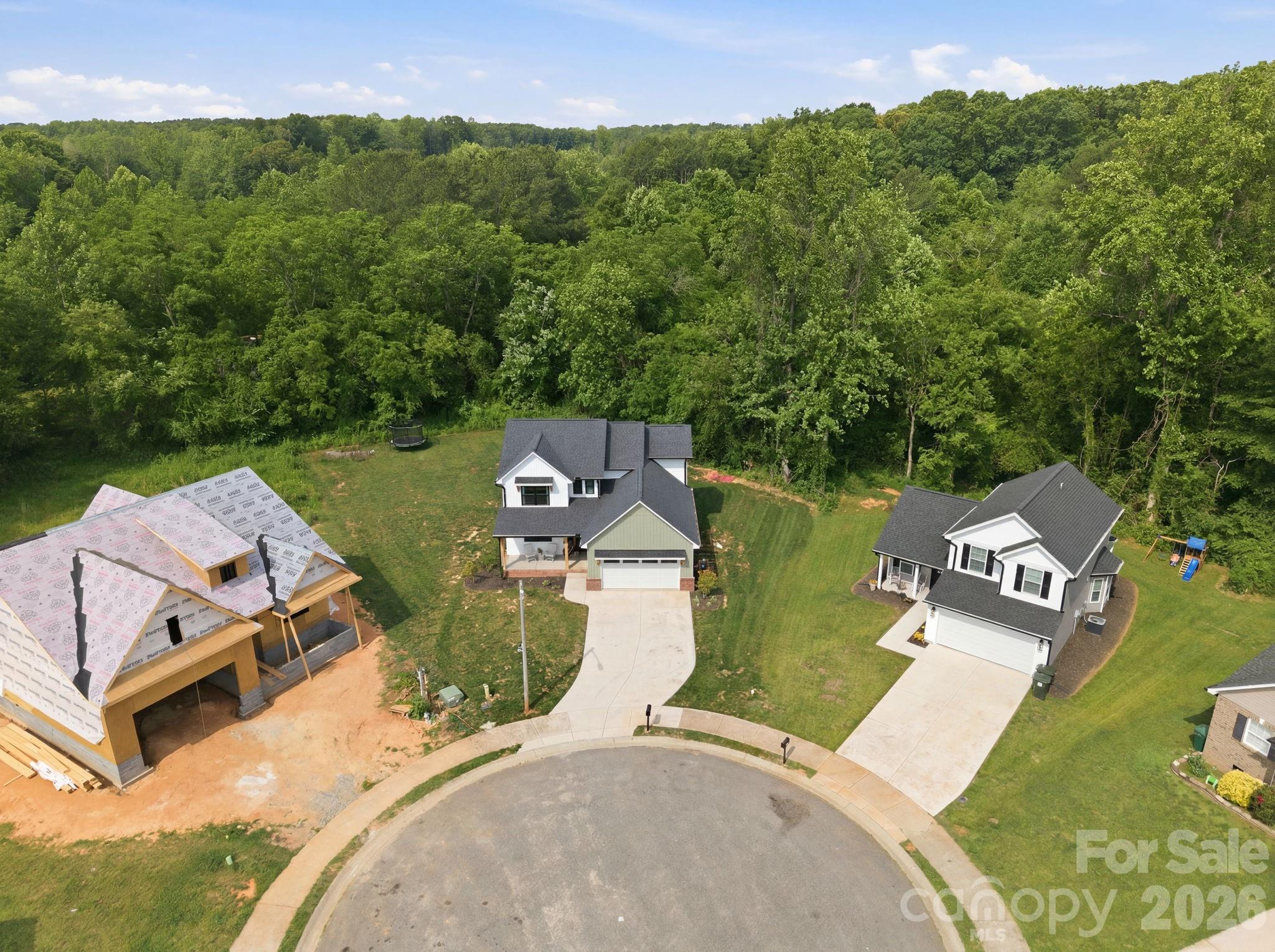 1906 Maius Drive Property Photo 32