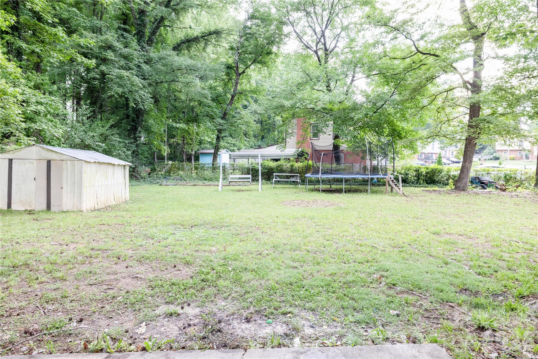 2545 Cedarwild Road Property Photo 23