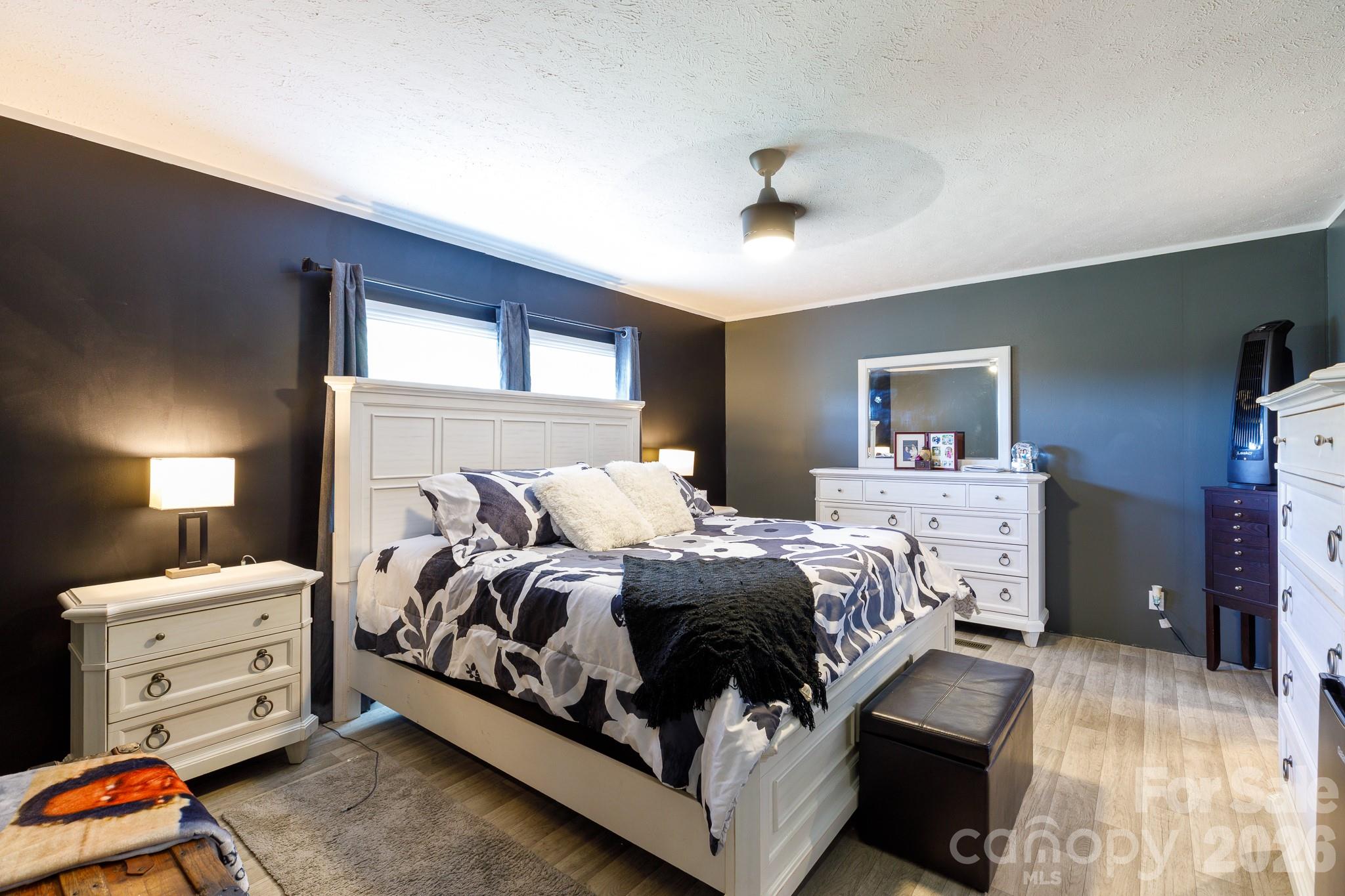 1283 Countryside Drive Property Photo 14
