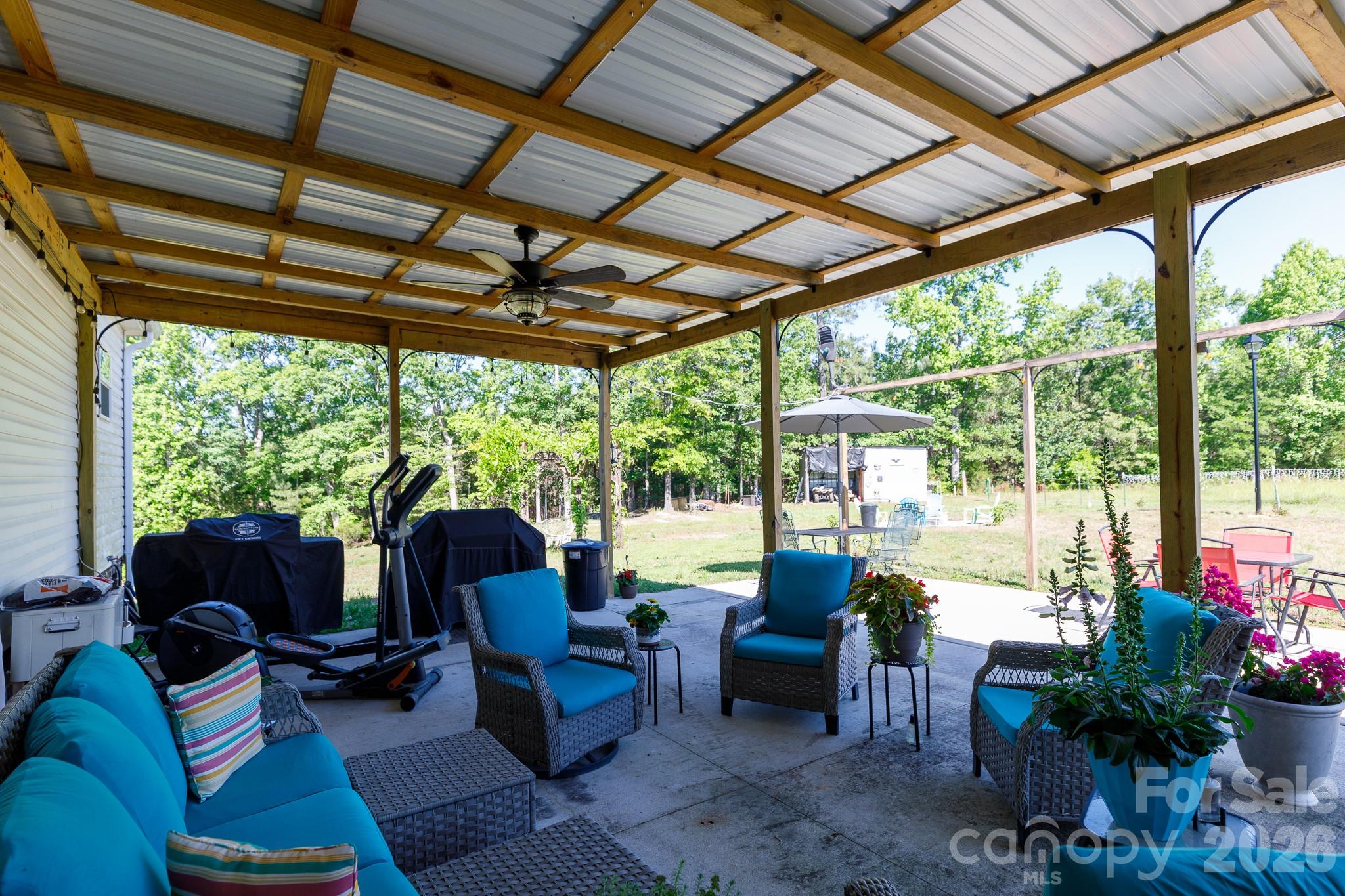 1283 Countryside Drive Property Photo 26