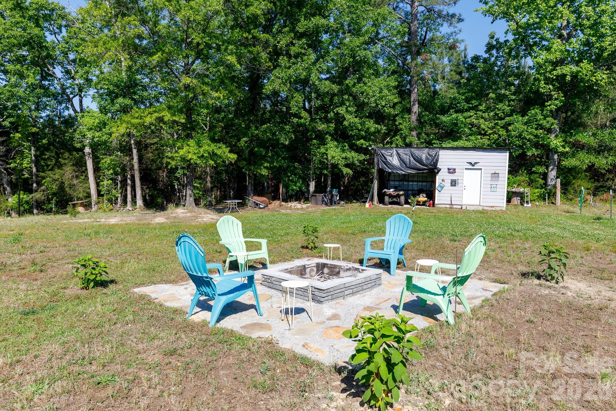 1283 Countryside Drive Property Photo 34