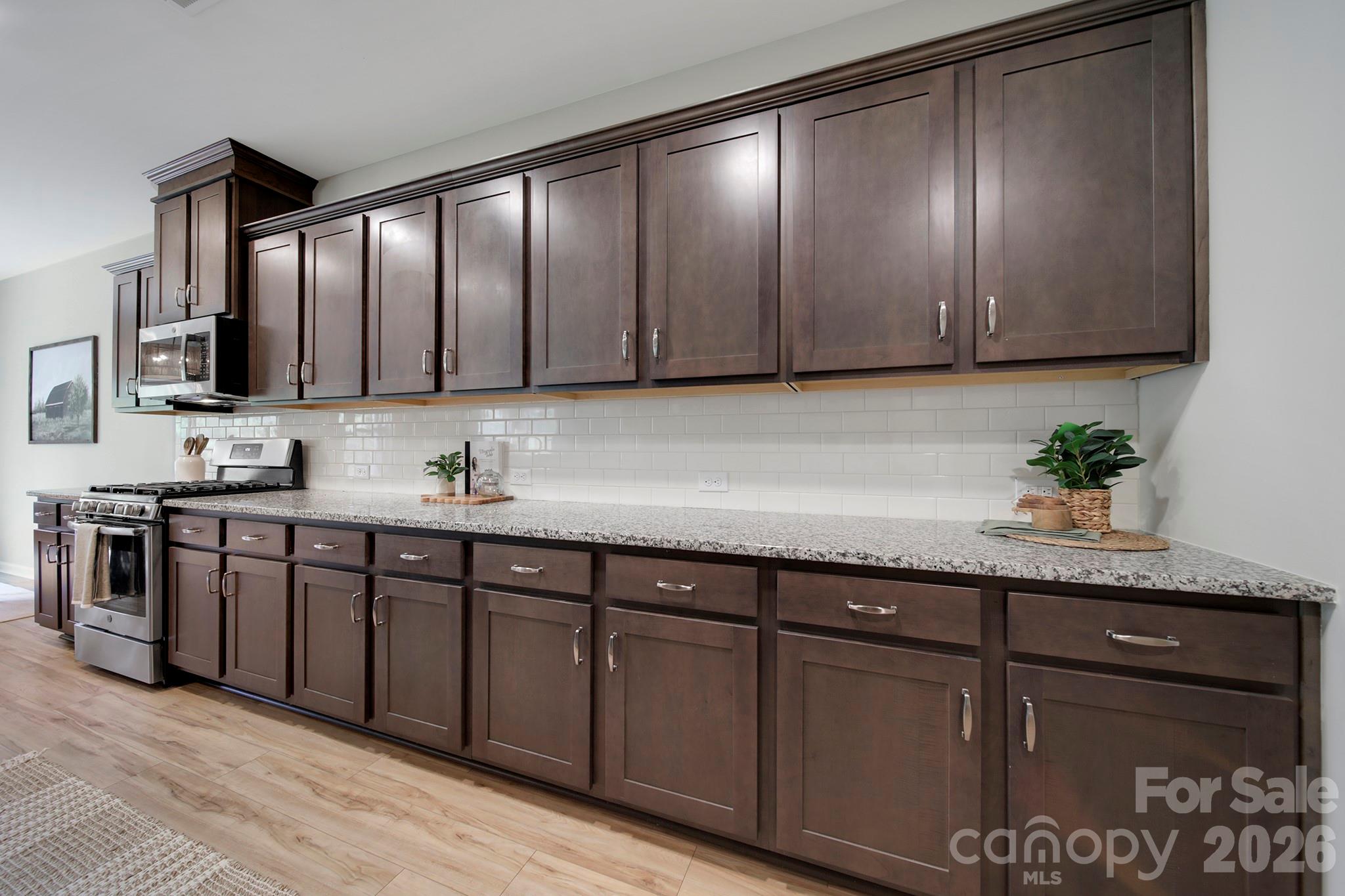 637 Amber Meadows Way Property Photo 13