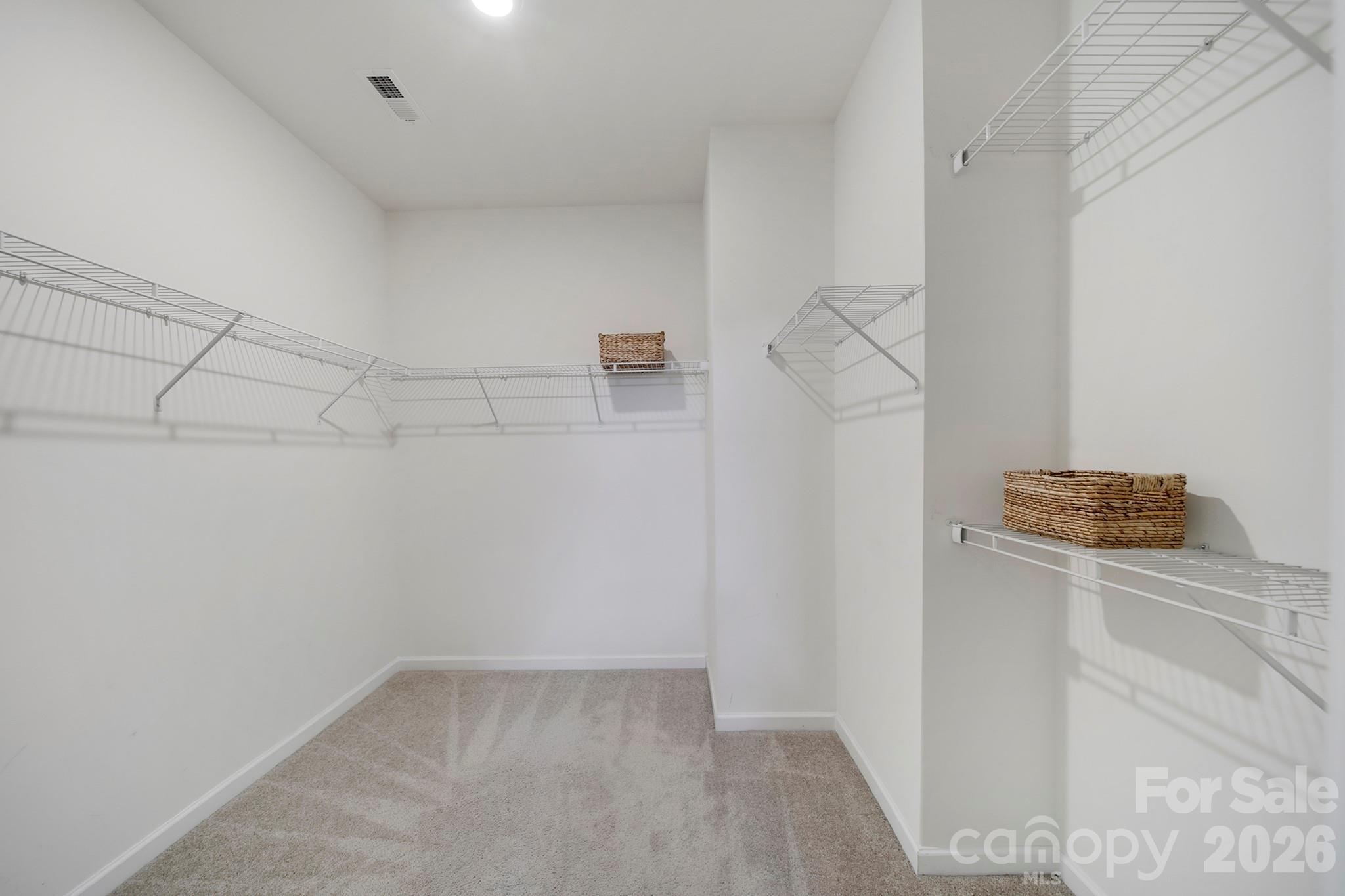 637 Amber Meadows Way Property Photo 25