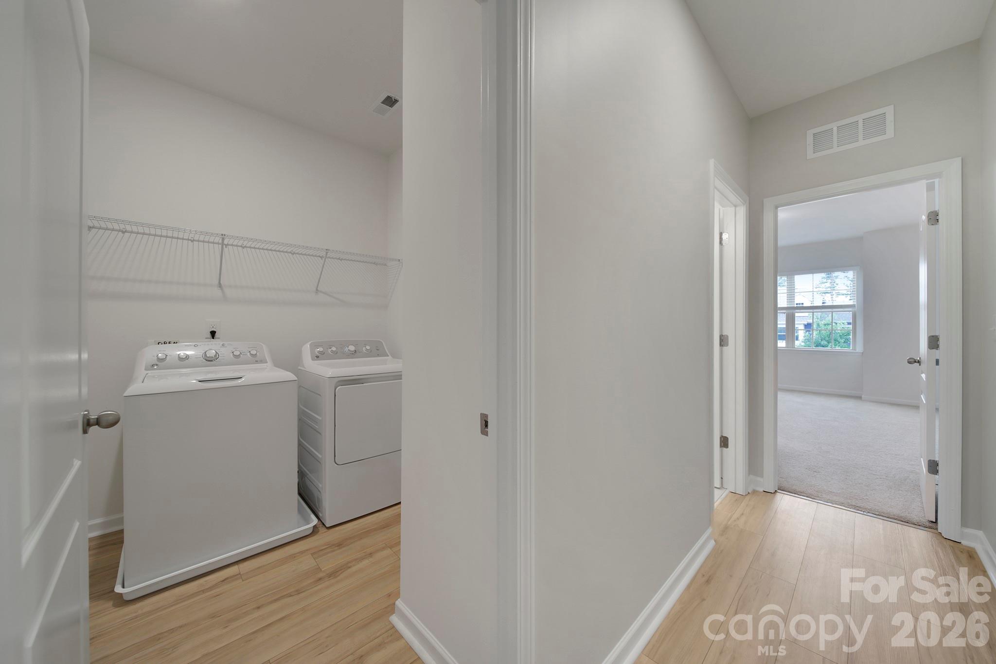 637 Amber Meadows Way Property Photo 26