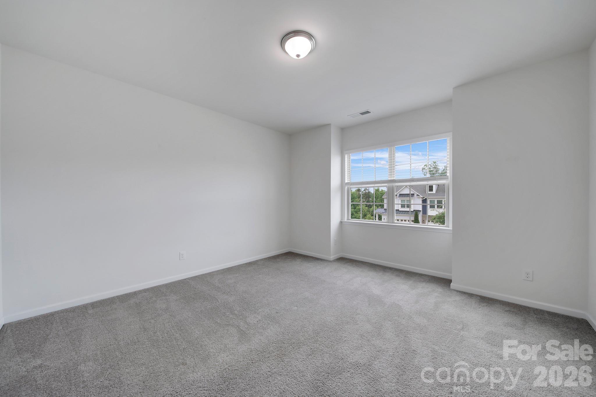 637 Amber Meadows Way Property Photo 30