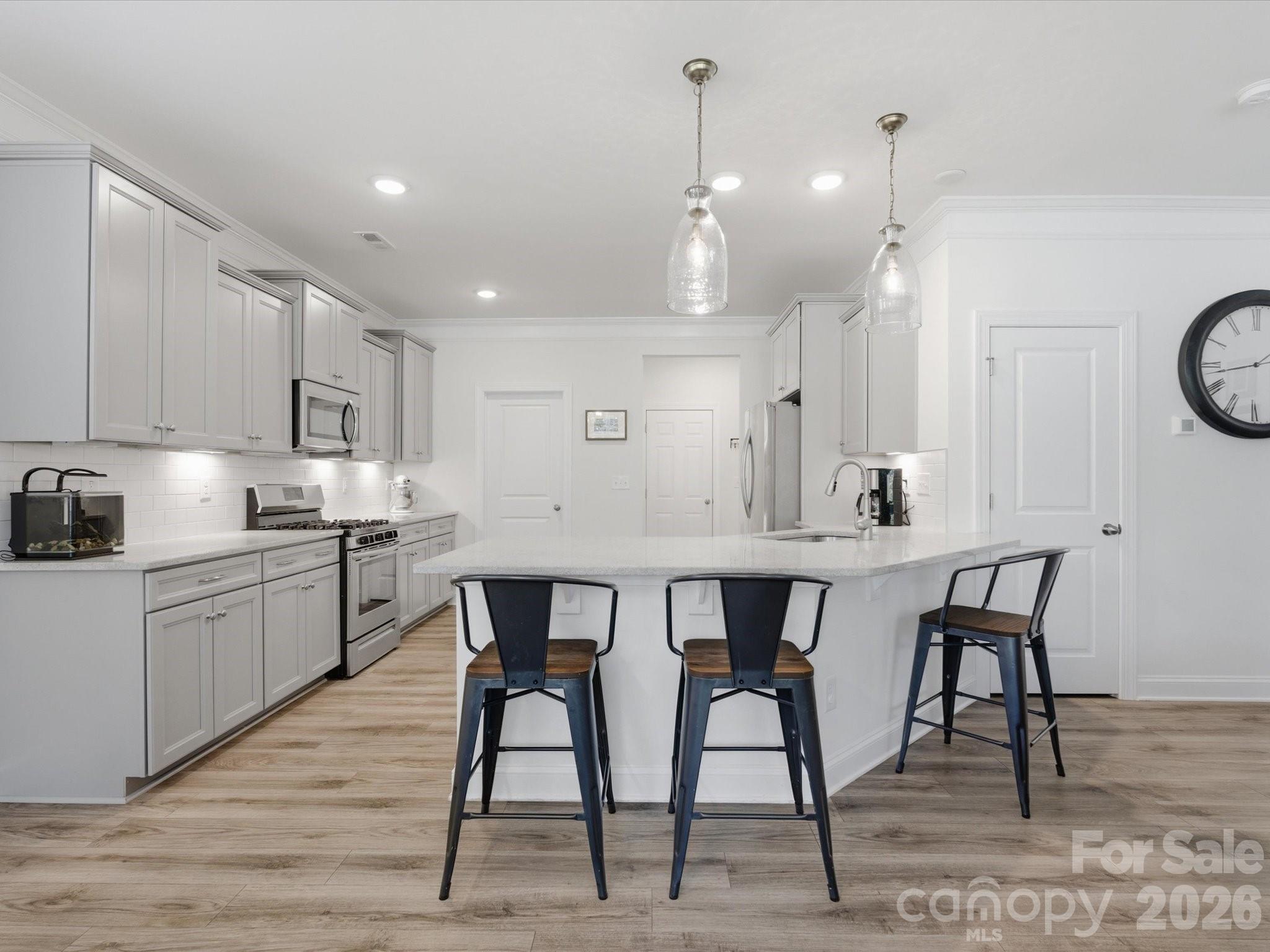 6024 Hampstead Pond Lane Property Photo 8
