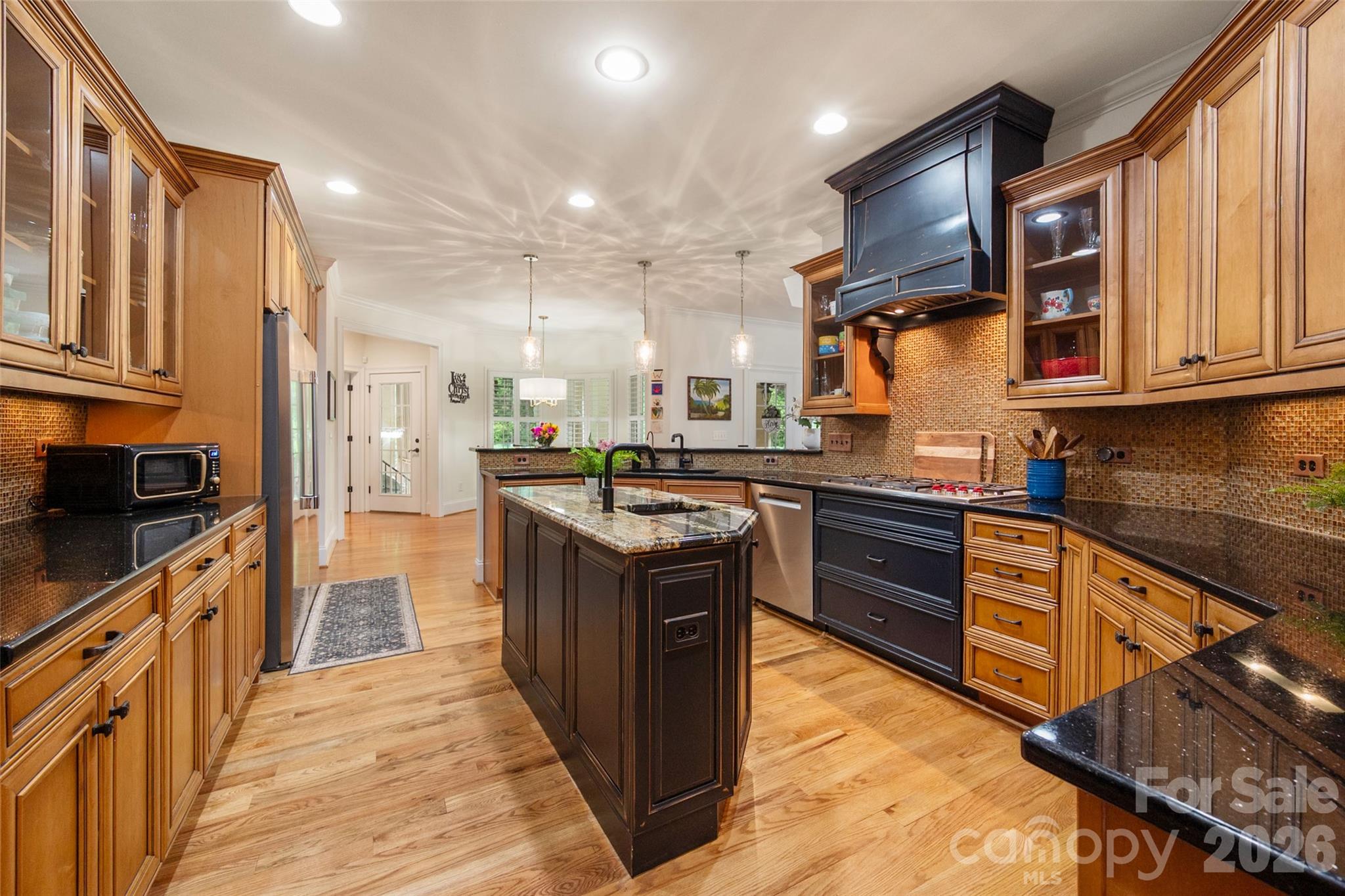 1385 Indigo Court Property Photo 12