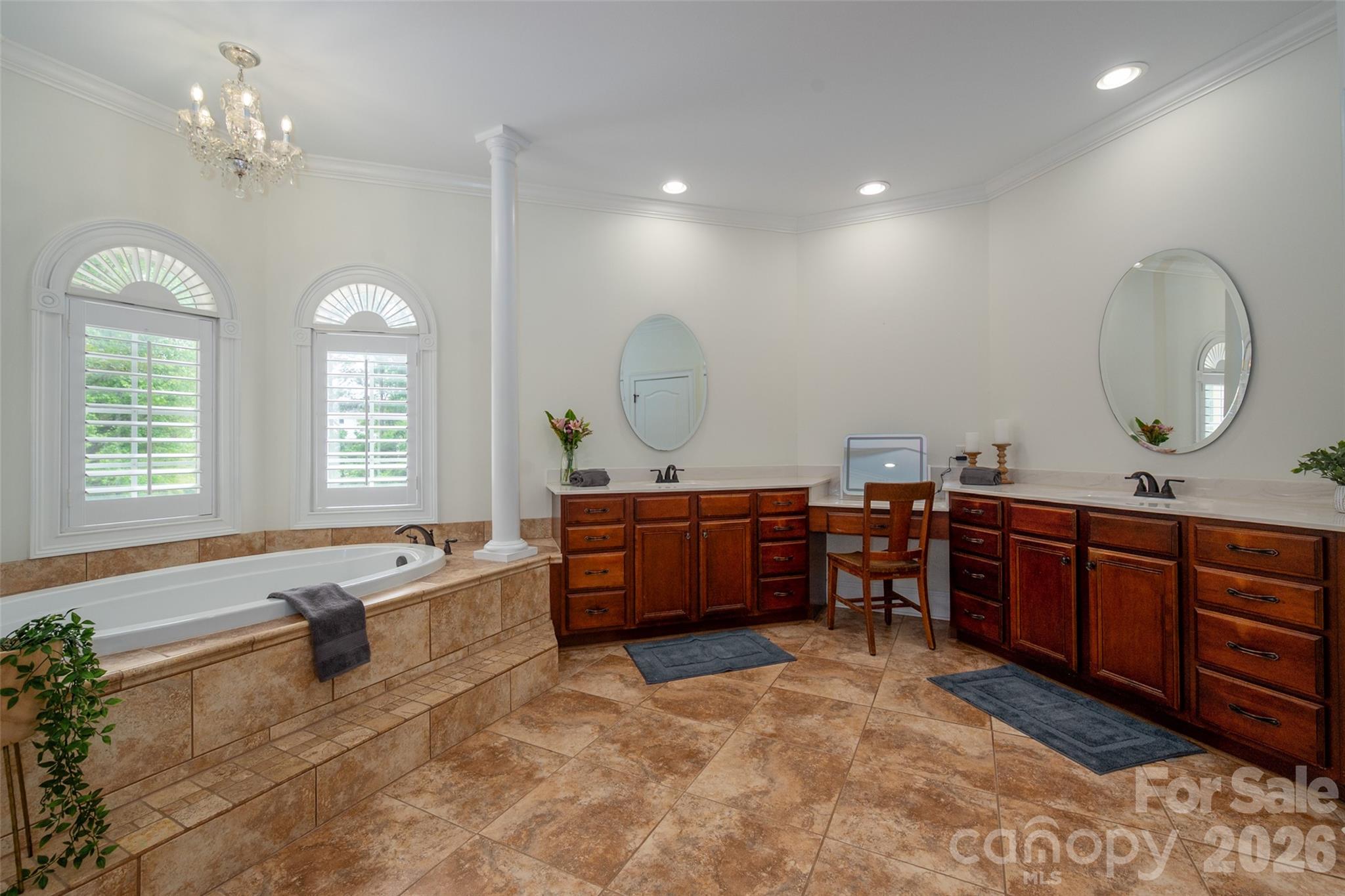 1385 Indigo Court Property Photo 20