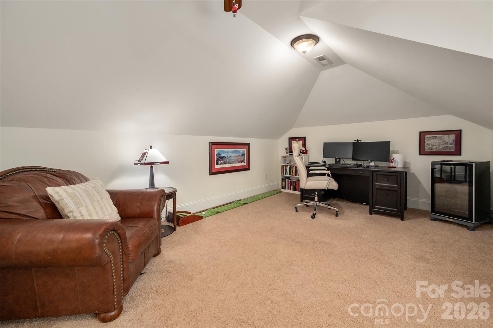 1385 Indigo Court Property Photo 31