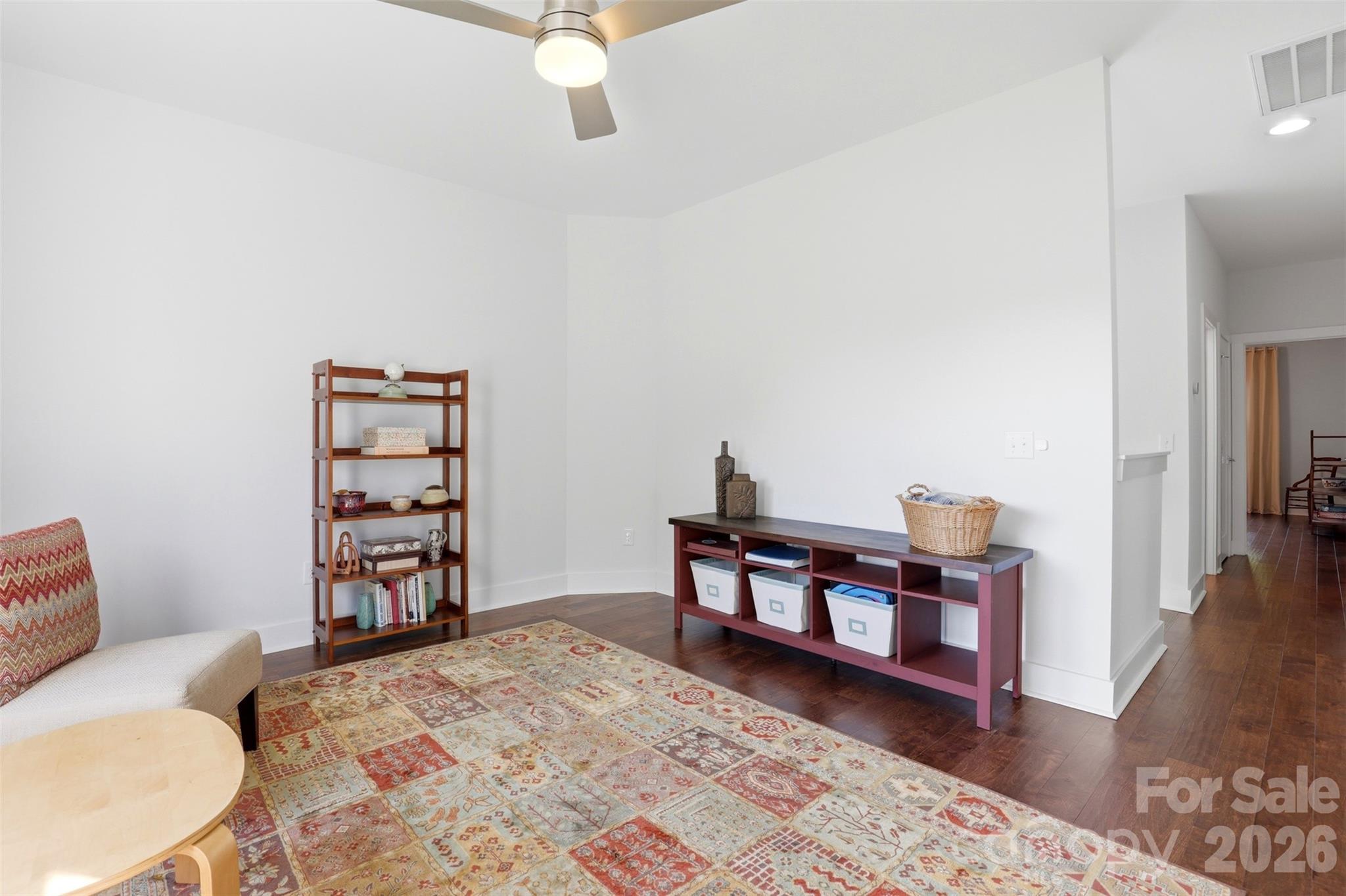 715 E 28th Street Property Photo 40