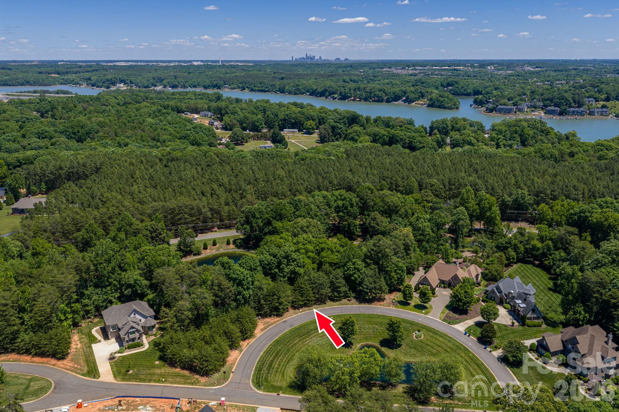 1116 Verdant Ridge Circle Property Photo 5