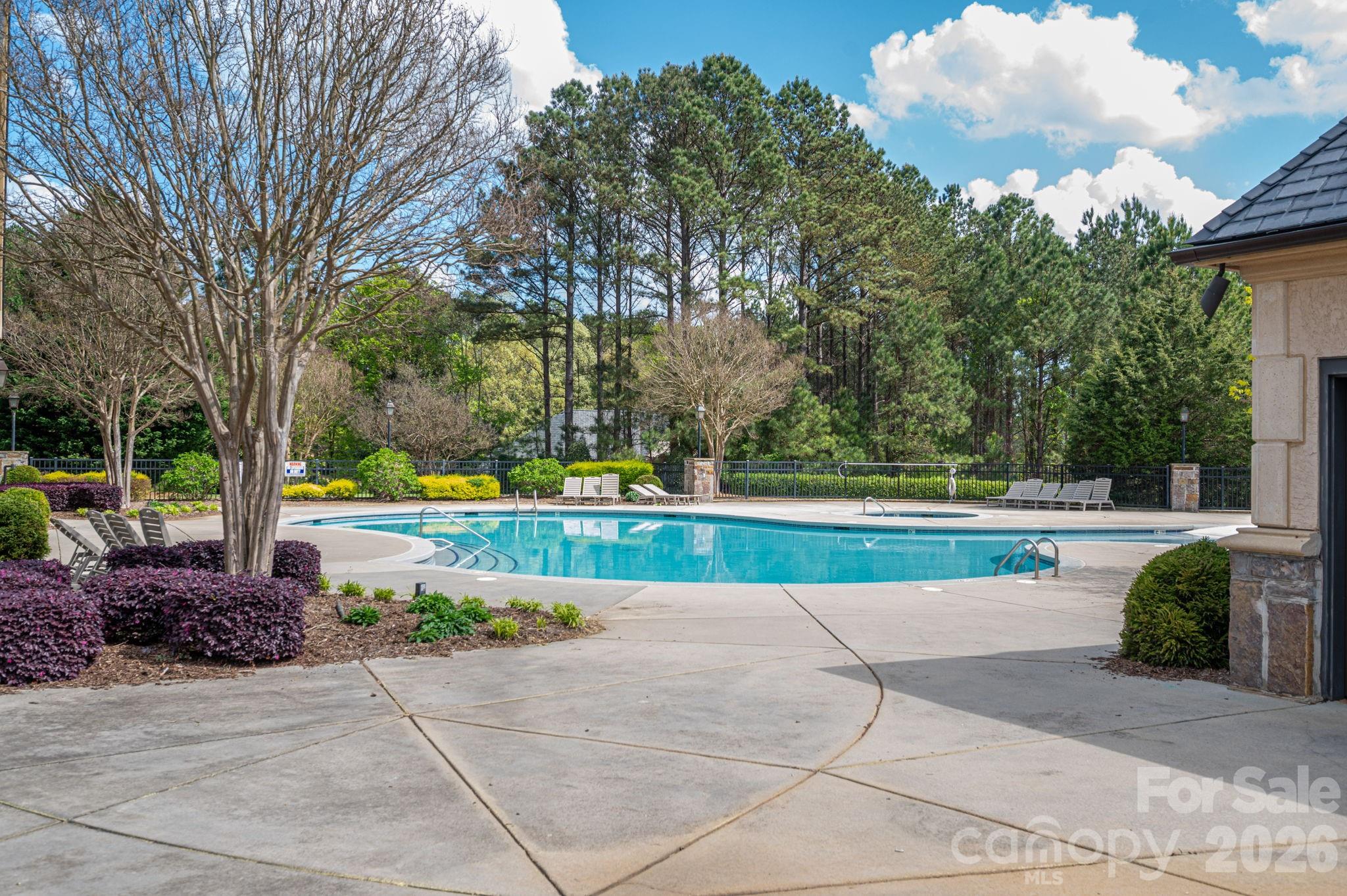 1116 Verdant Ridge Circle Property Photo 25